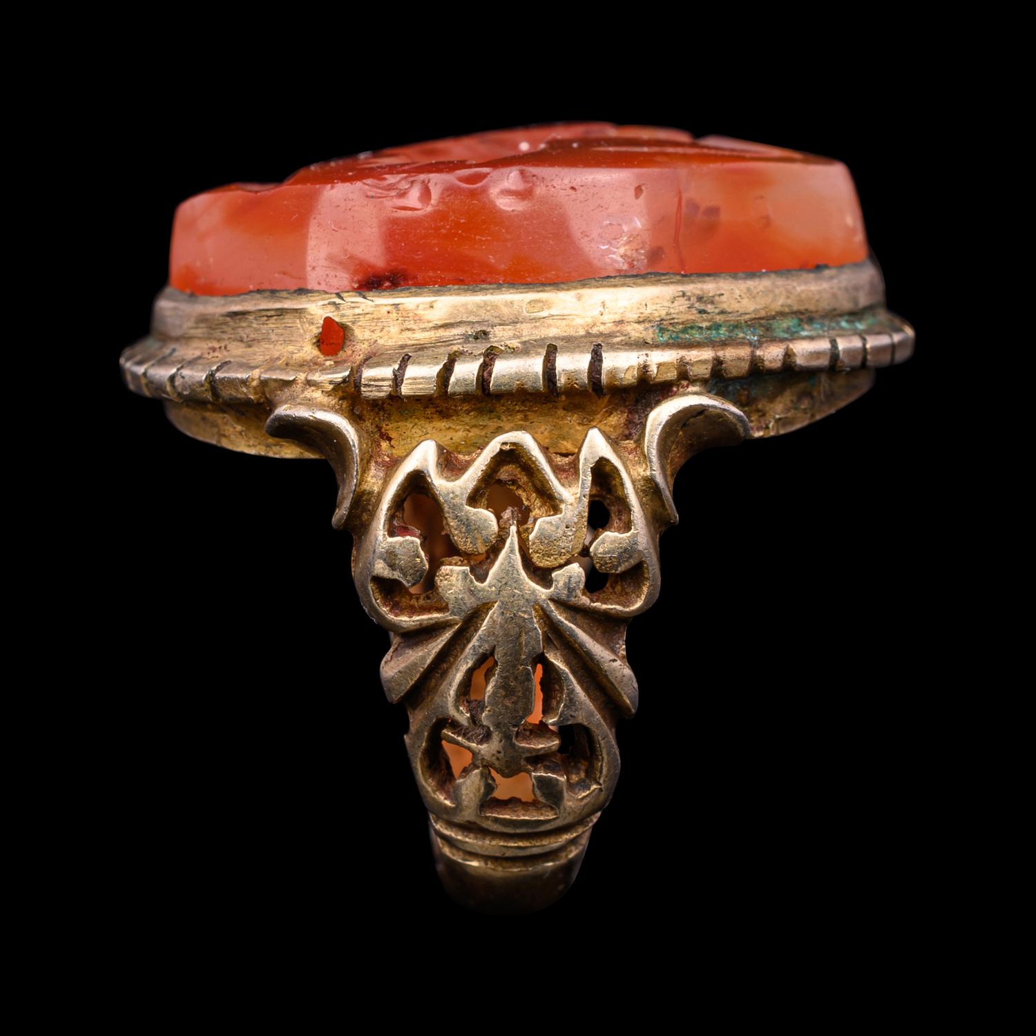 A Graeco-Persian Agate Ringstone with a Dog