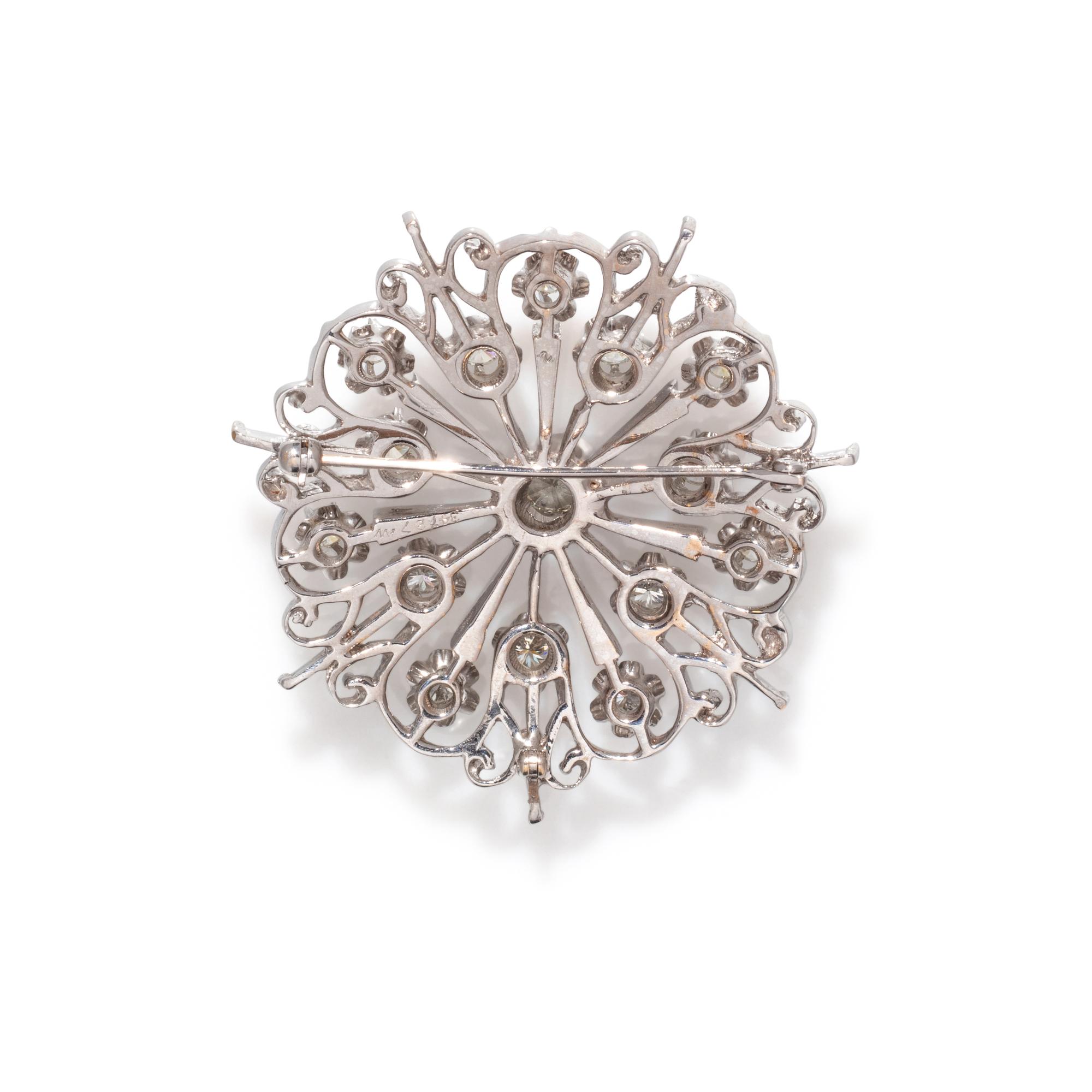 WHITE GOLD AND DIAMOND BROOCH