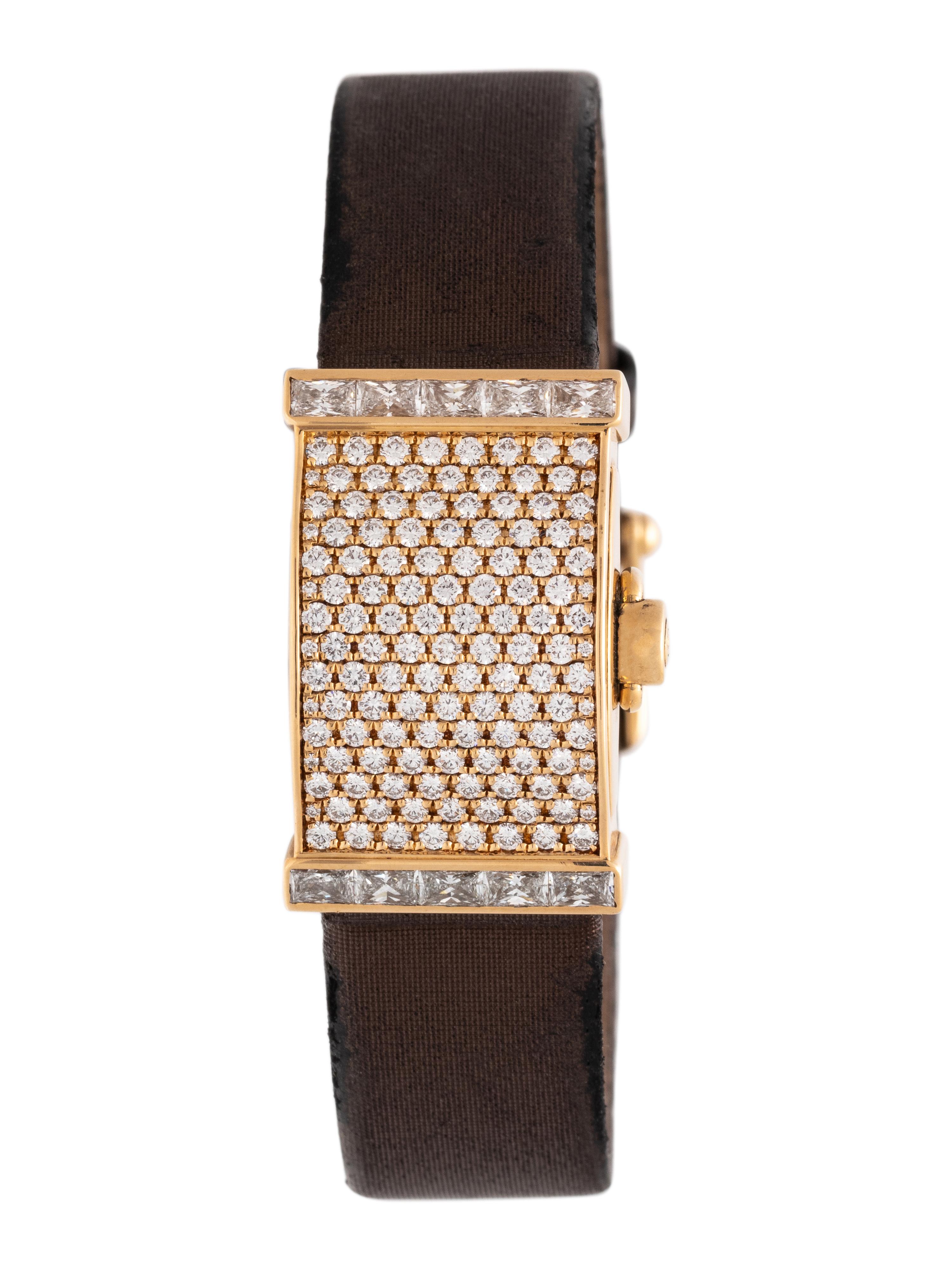 VAN CLEEF & ARPELS, 18K YELLOW GOLD AND DIAMOND 'SECRET PAVÉE' WRISTWATCH