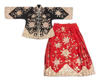 An Embroidered Silk Wedding Set