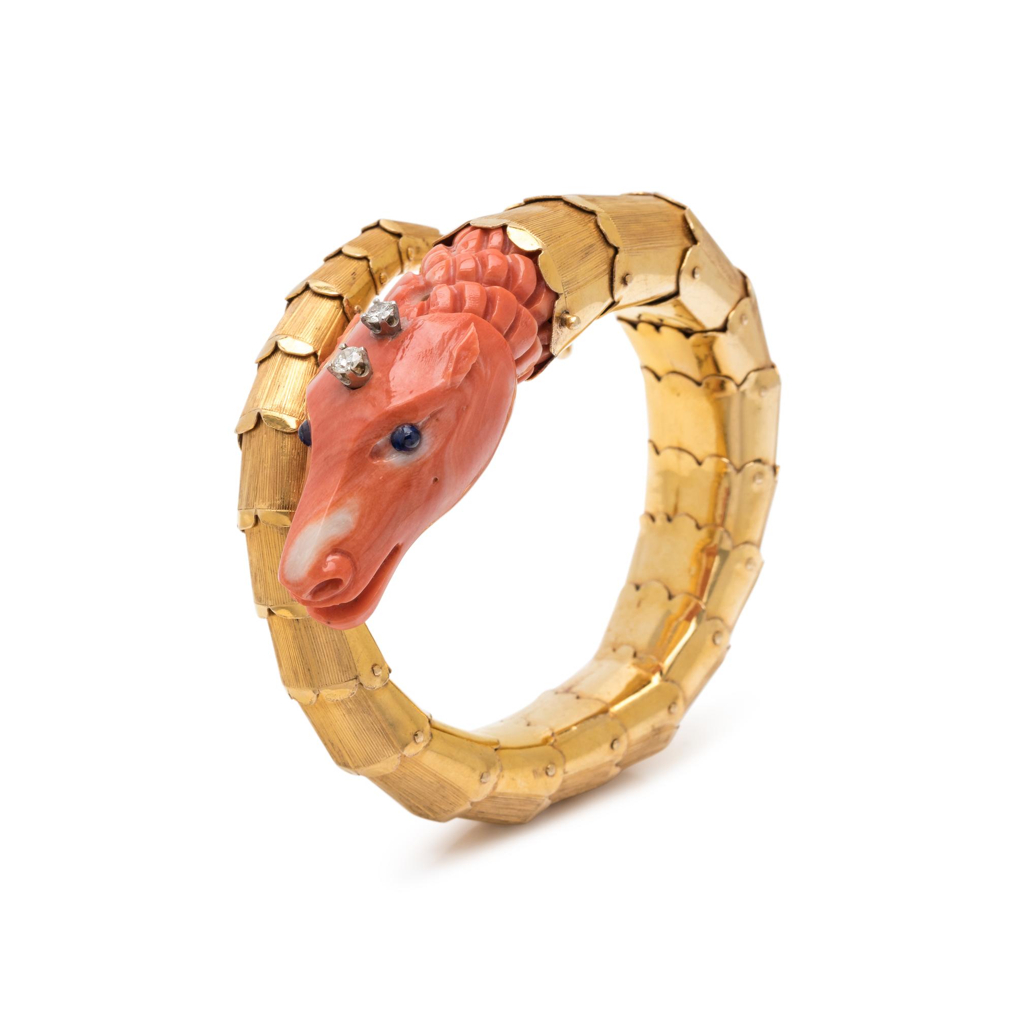 YELLOW GOLD, CORAL AND DIAMOND BRACELET