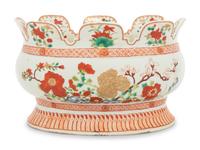 A Chinese Export Porcelain Verrière or Monteith Bowl