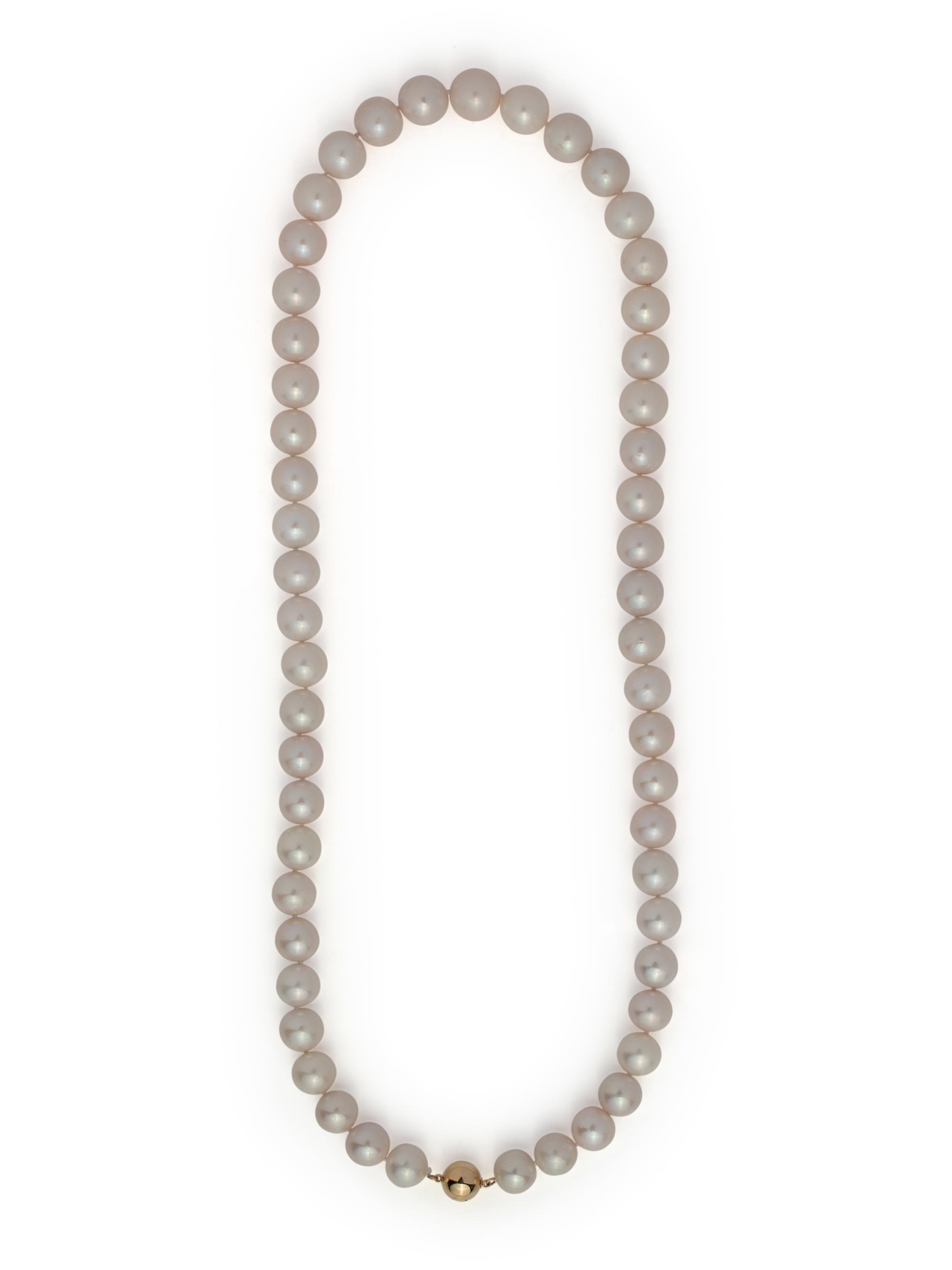 CULTURED SOUTH SEA PEARL NECKLACE