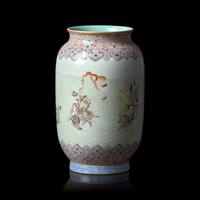 A Chinese Famille Rose 'Eight Immortals' Vase, 20th Century 近代 粉彩八仙過海燈籠瓶