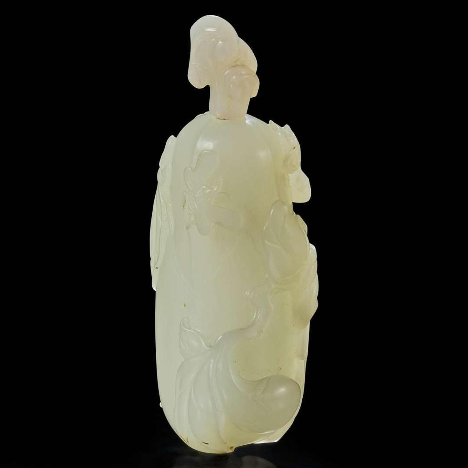 A Chinese carved white jade "Eggplant and Foliage" snuff bottle 白玉雕茄形鼻烟壶 18th/19th Century ???????
