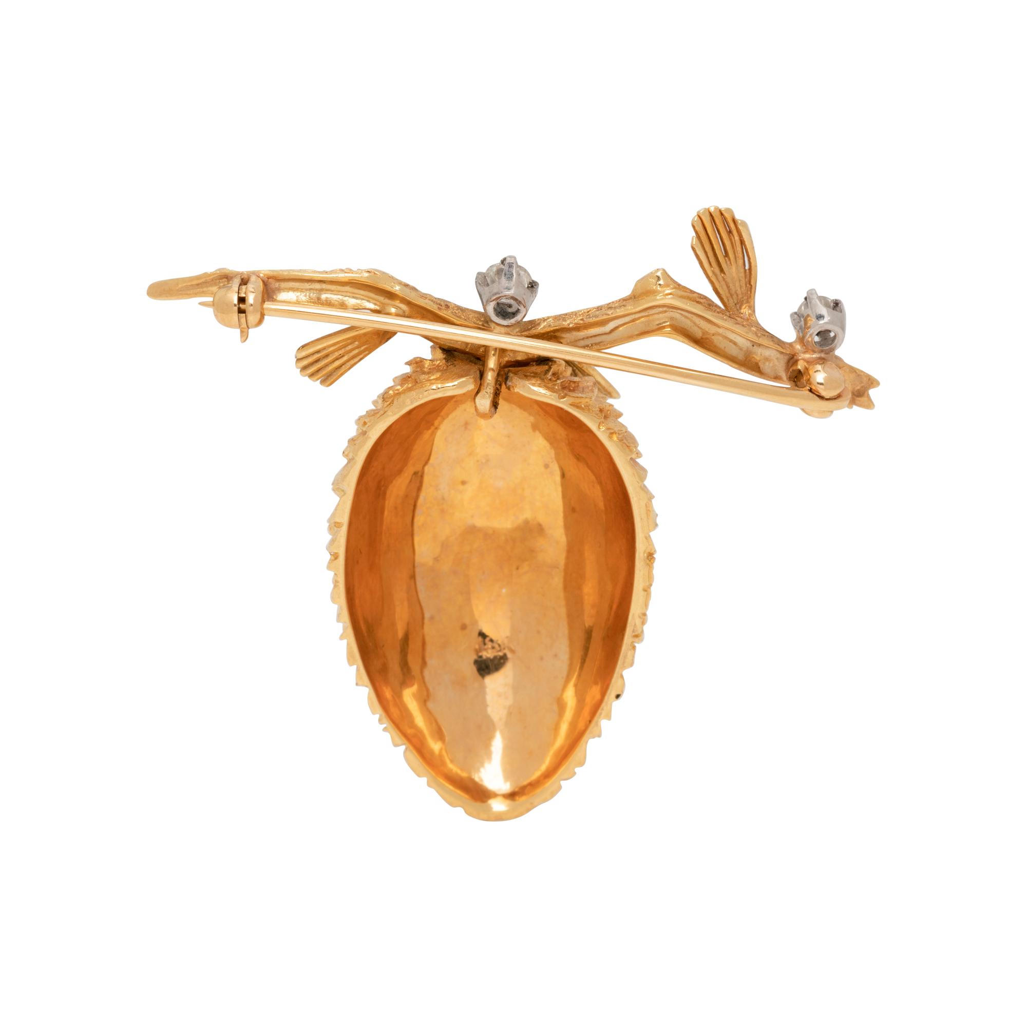 YELLOW GOLD AND DIAMOND PINECONE BROOCH