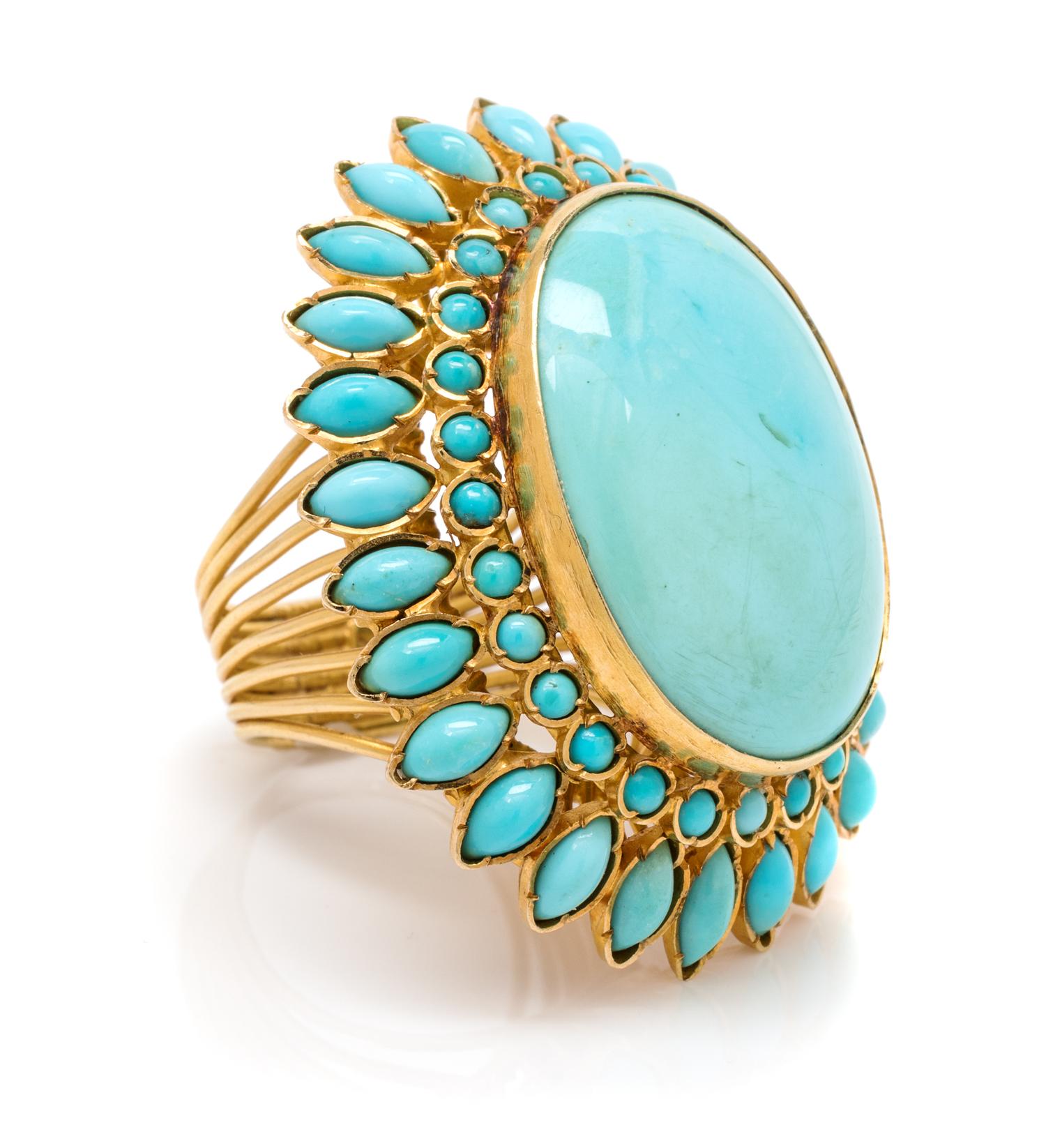An 18 Karat Yellow Gold and Turquoise Ring, 17.40 dwts.