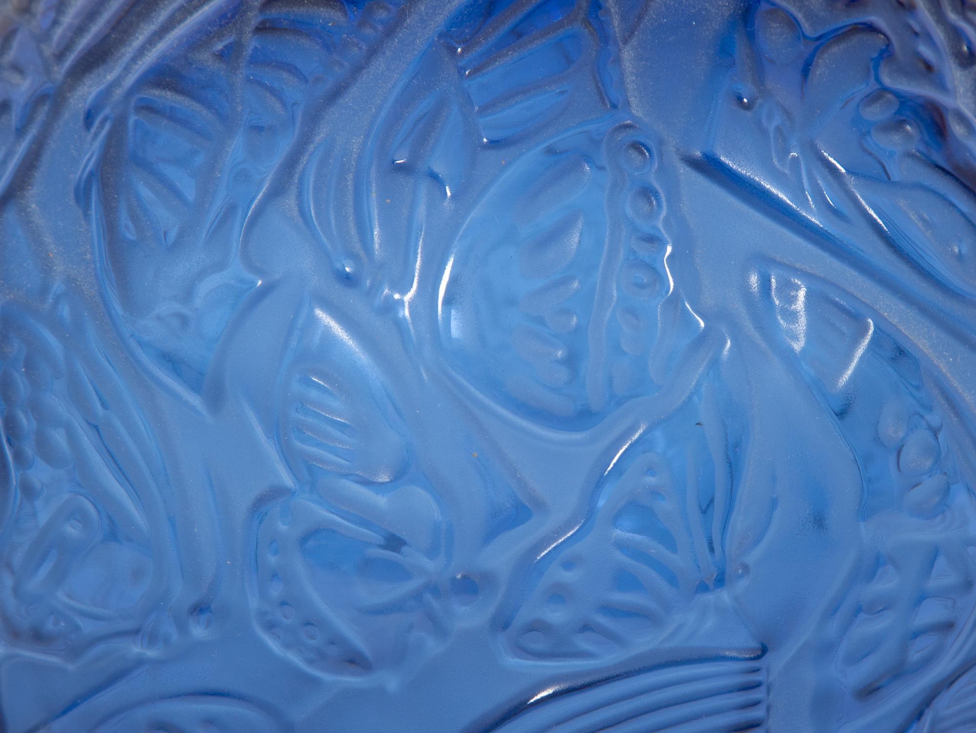 A Lalique Nymphale Vase