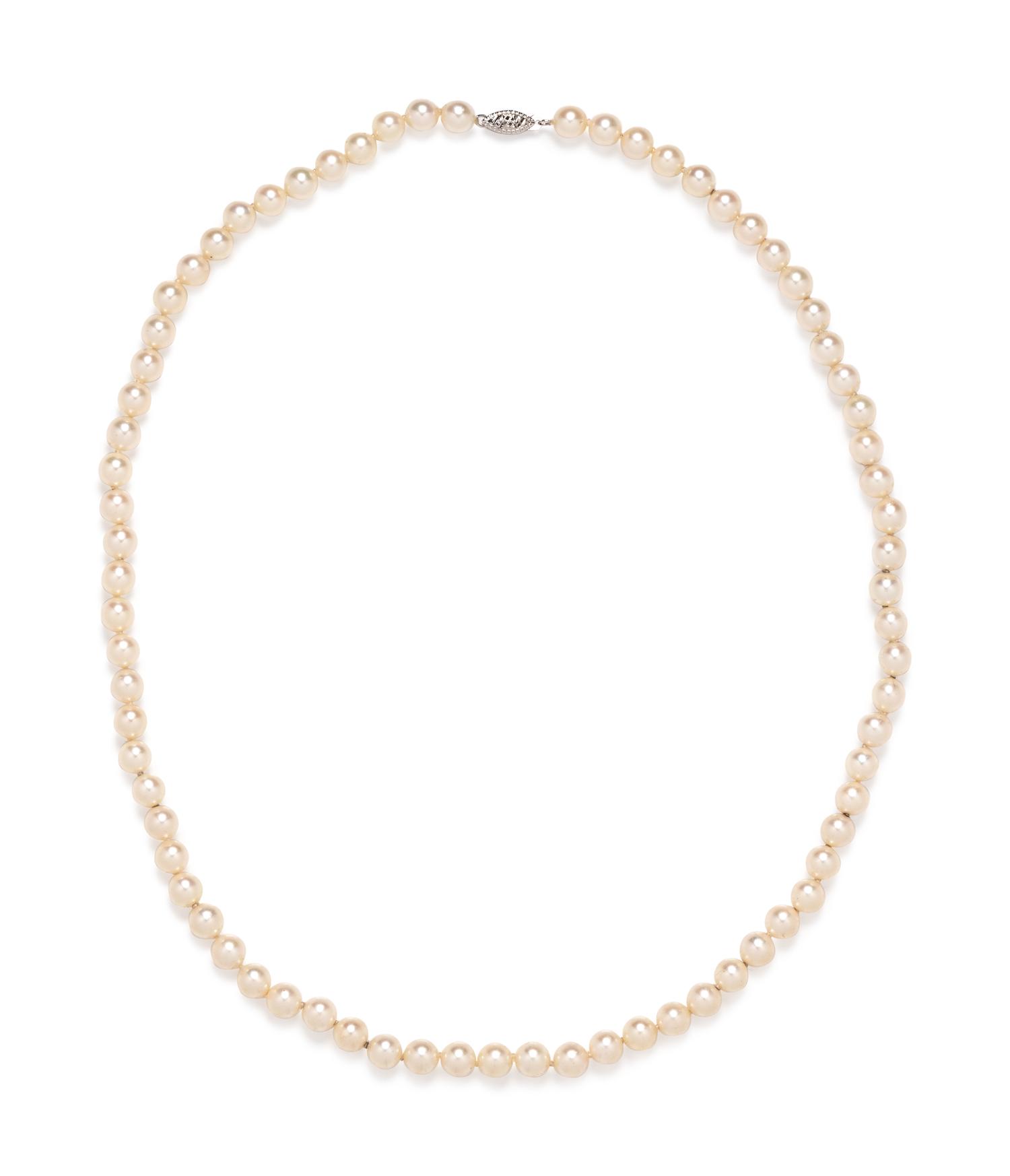 A 14 Karat White Gold and Cultured Pearl Necklace,