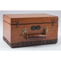 Cattle Baron Albert Bothwell, Personal Gambling Box