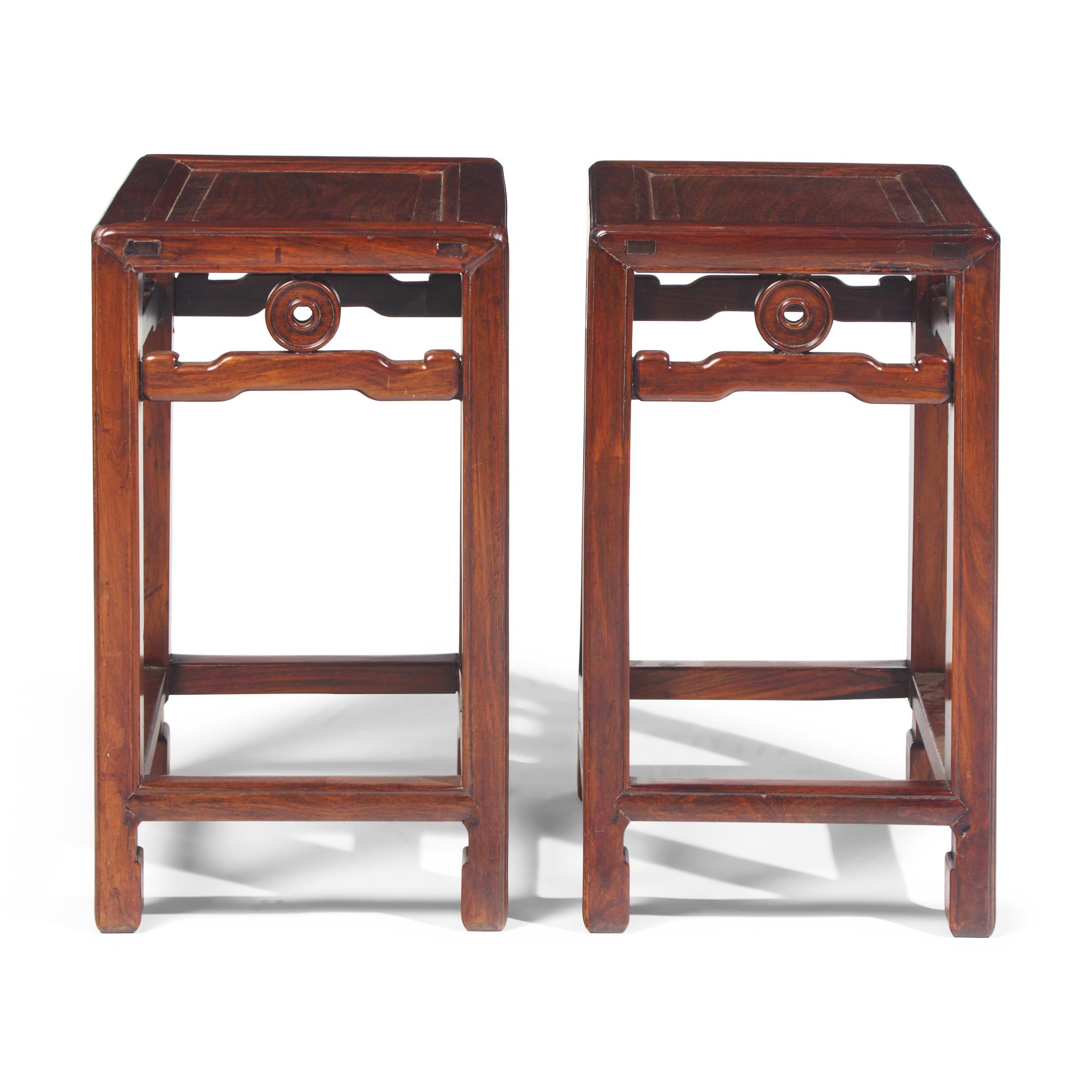 A Pair of Chinese Huanghuali Corner Leg Stools, Fangdeng, Late Qing Dynasty 清晚期 黃花梨方凳一對