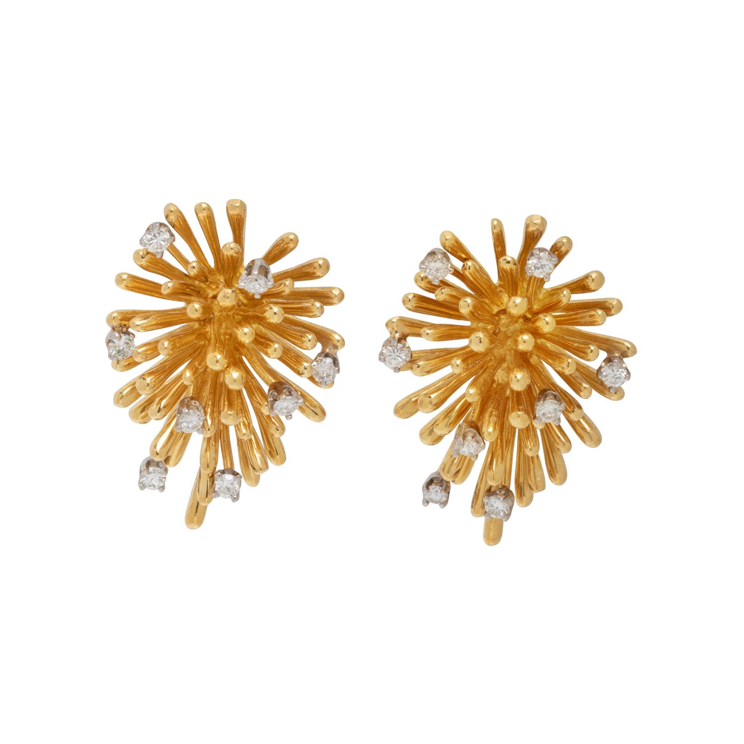 YELLOW GOLD AND DIAMOND EARCLIPS