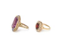 COLLECTION OF YELLOW GOLD AND GEMSTONE RINGS
