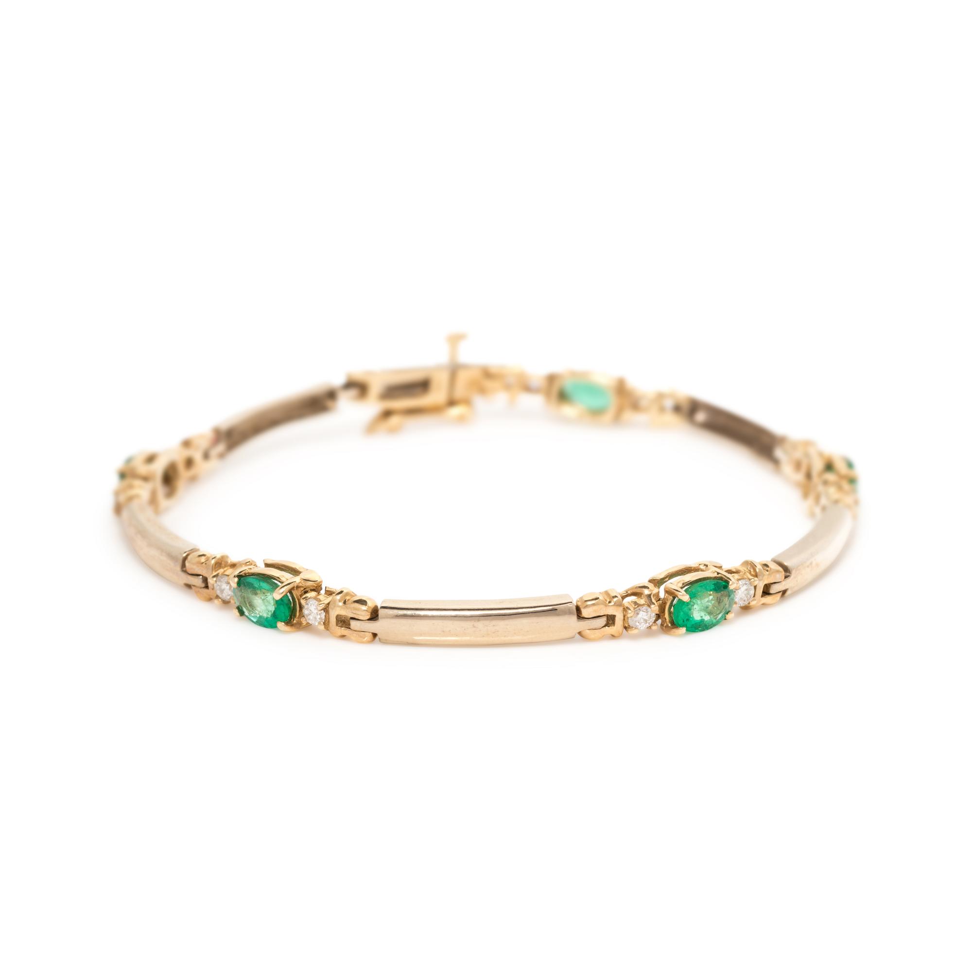 EMERALD AND DIAMOND BRACELET