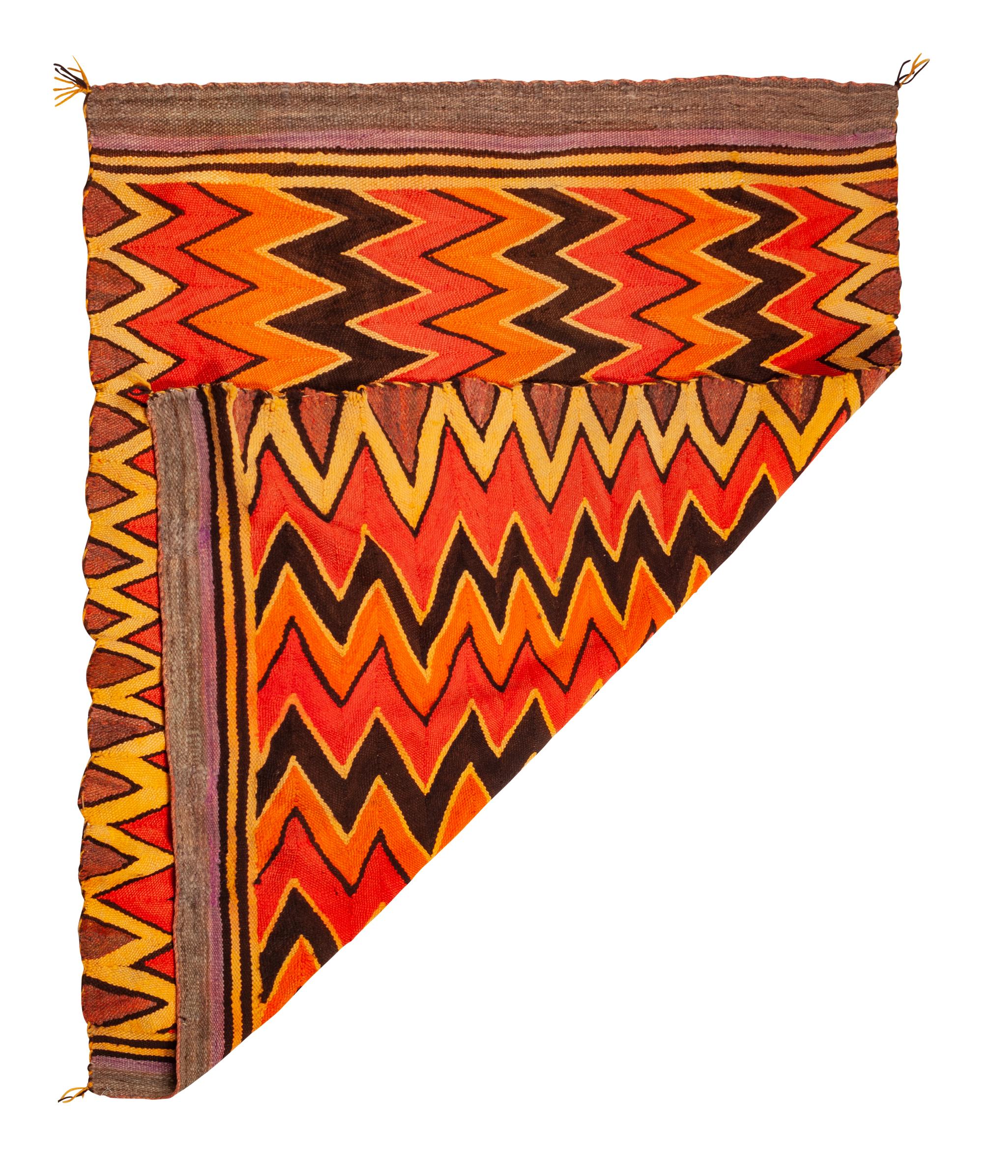 Navajo Wedge Weave