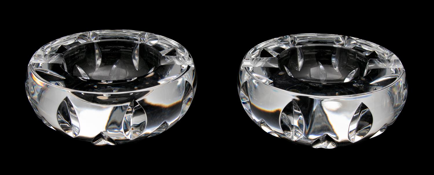 A Pair of Baccarat Crystal Ash Trays Diameter 4 1/2 inches. — 20TH CENTURY