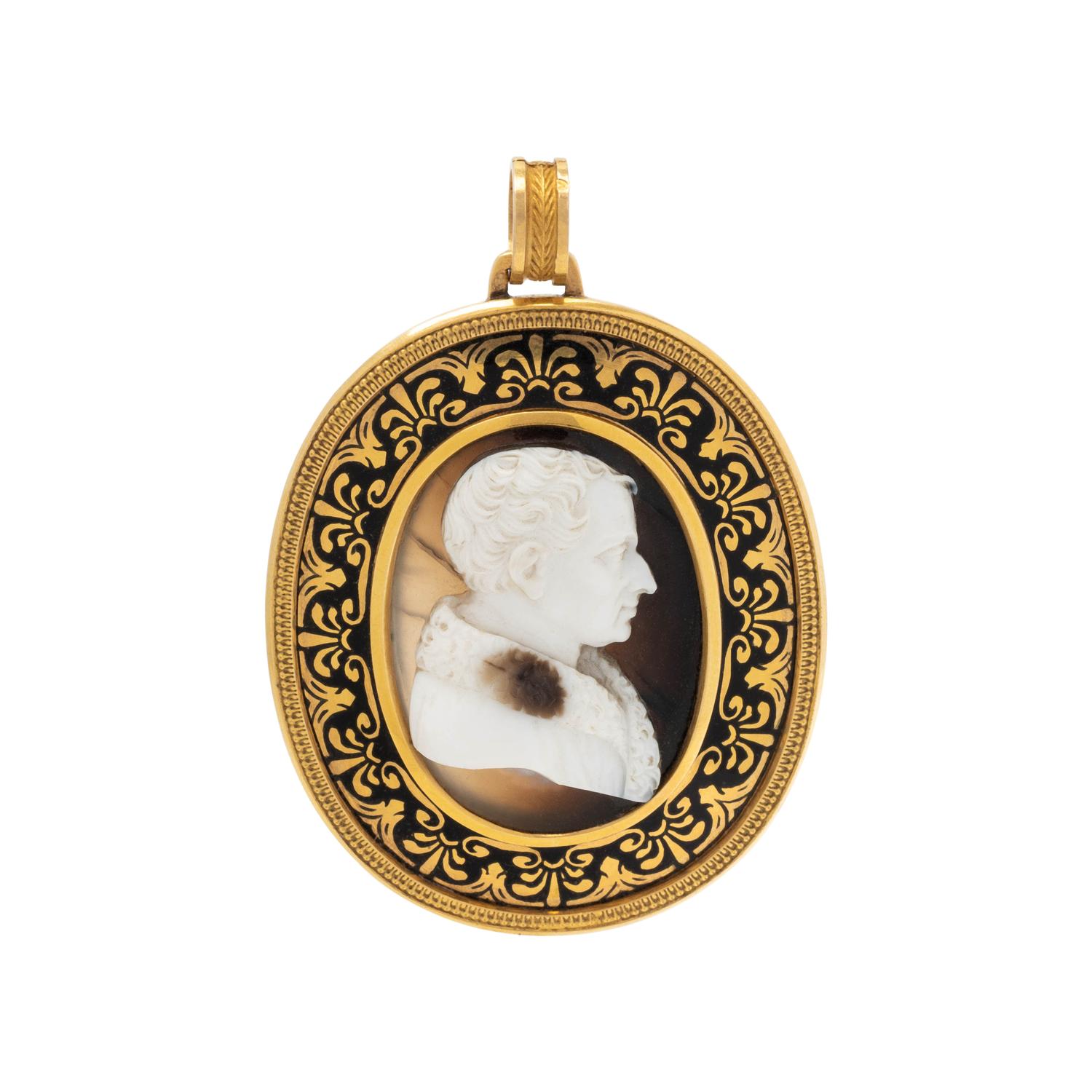 ANTIQUE, AGATE CAMEO AND ENAMEL PENDANT