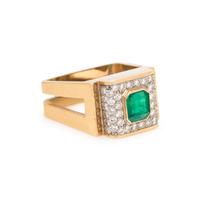 EMERALD AND DIAMOND RING