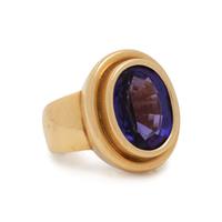 YELLOW GOLD AND TANZANITE RING