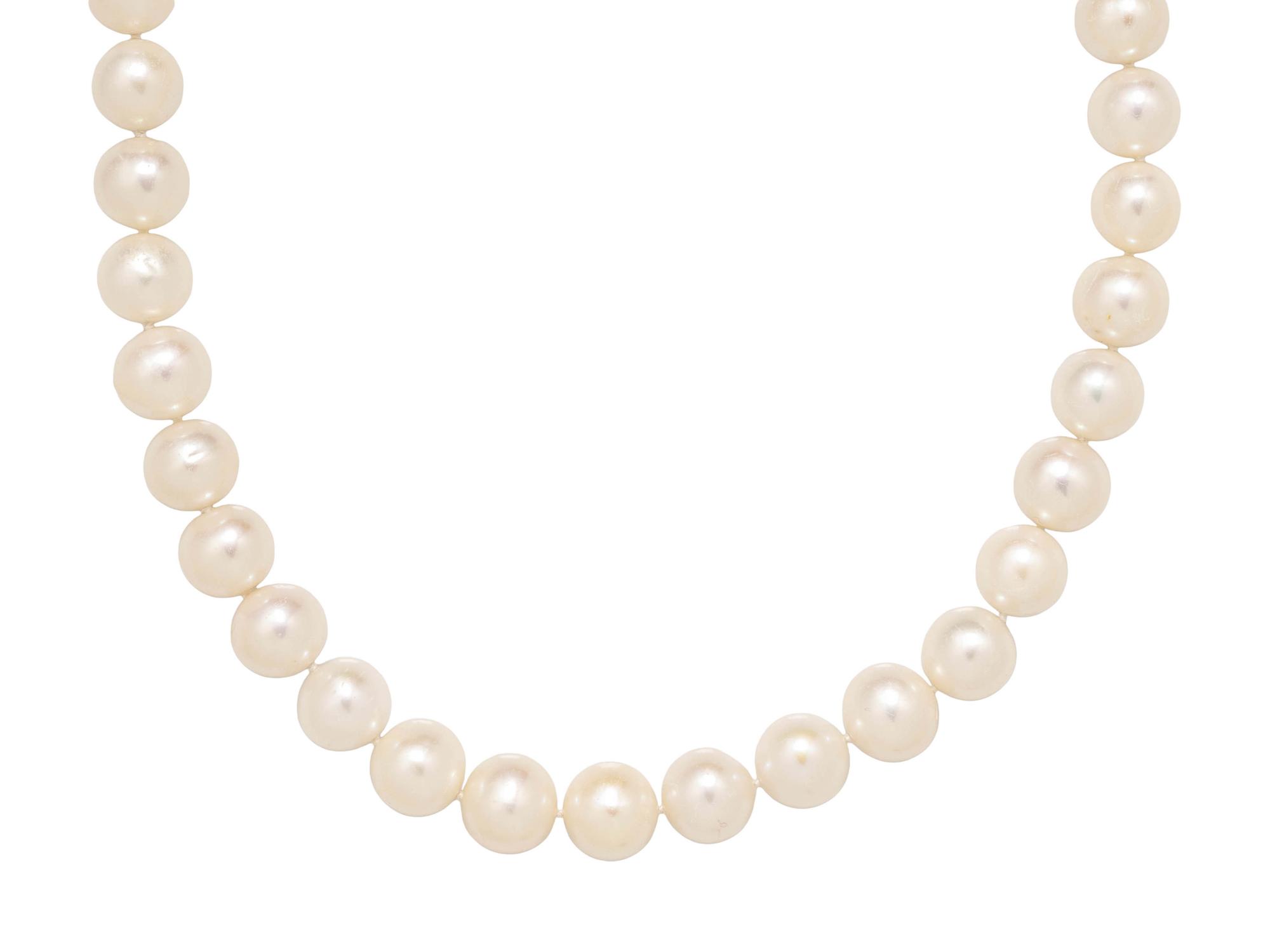 CULTURED PEARL NECKLACE