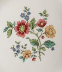 A Royal Doulton Kingswood Porcelain Dinner Service