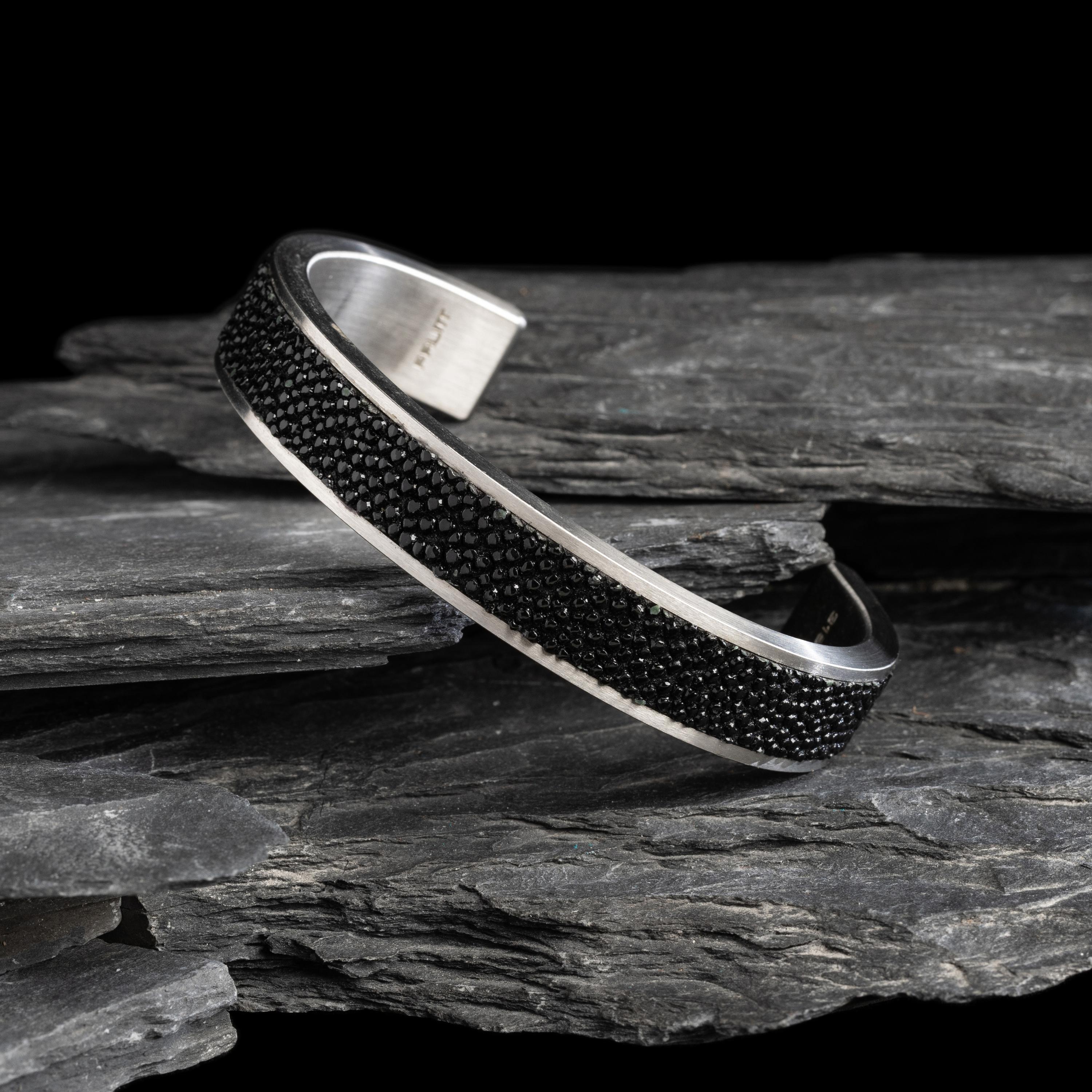 Pat Pruitt (Laguna-Chiricahua Apache, b. 1973) — Sterling Silver and Sting Ray Leather Cuff Bracelet