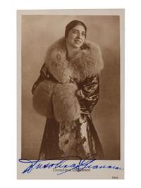 [20TH-CENTURY OPERA SINGERS]. A group of 6 photographs and photographic postcards of opera singers from the 1930s, most signed, comprising images of:
