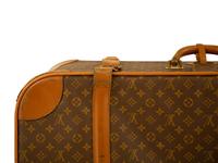 Five Louis Vuitton Luggage Pieces