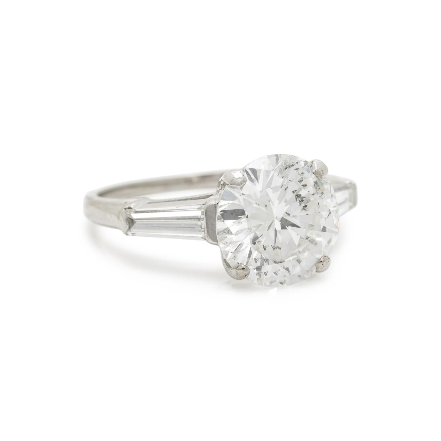 DIAMOND RING