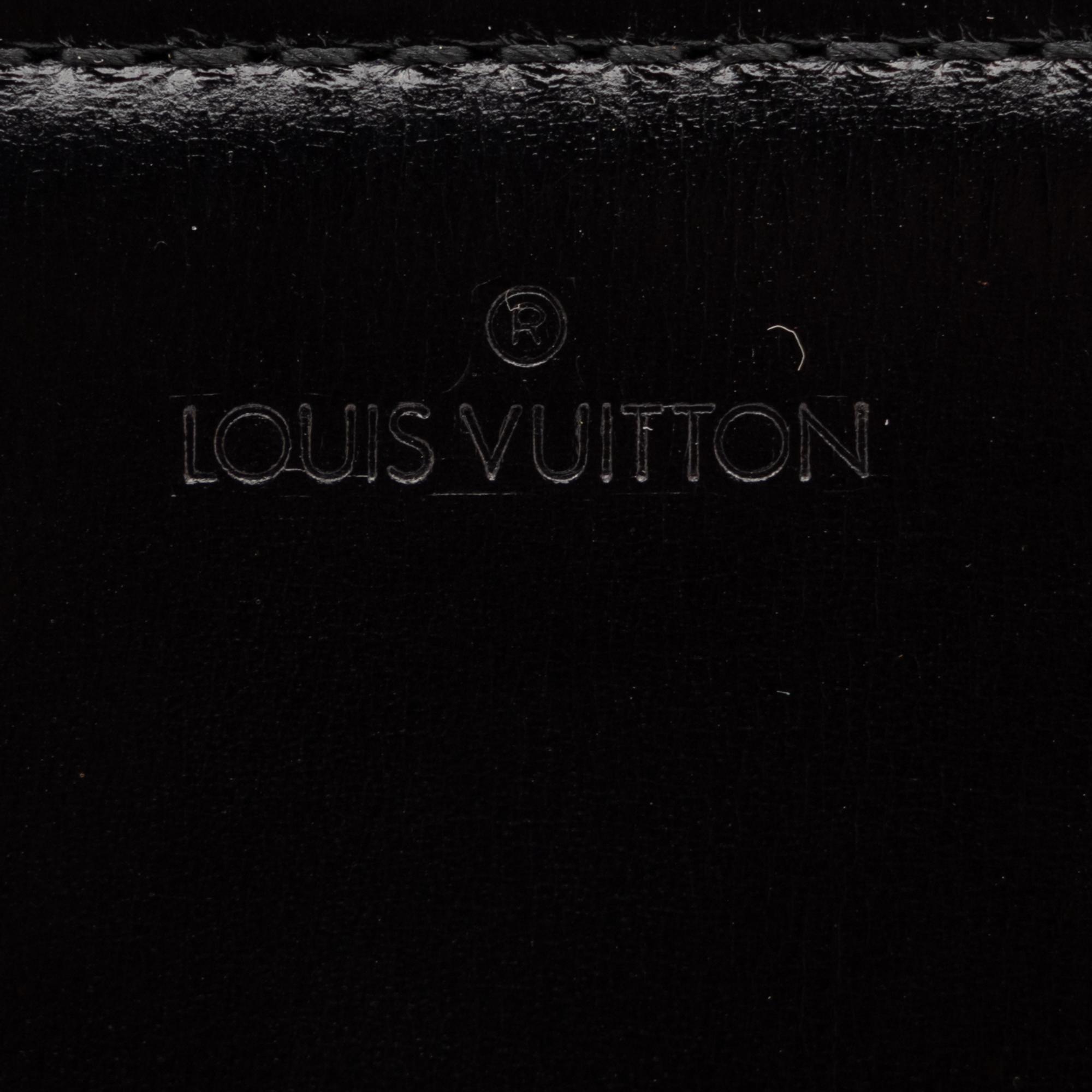 Louis Vuitton, Opera Egee Clutch in Black Epi