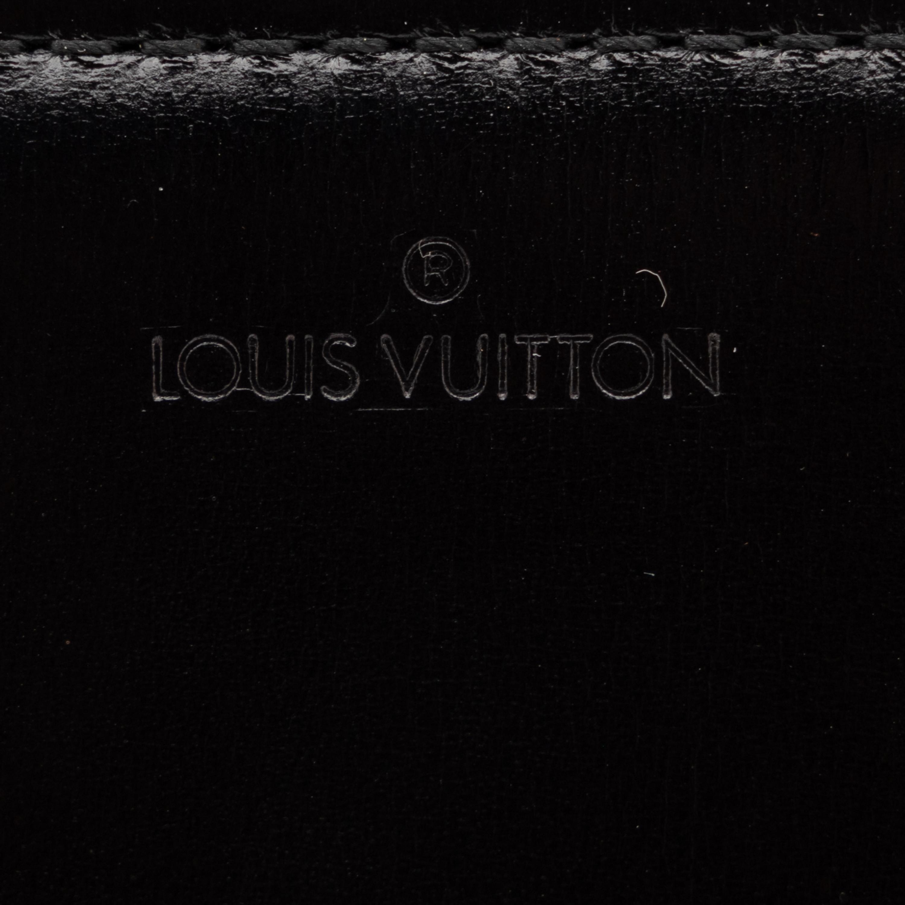 Louis Vuitton, Opera Egee Clutch in Black Epi