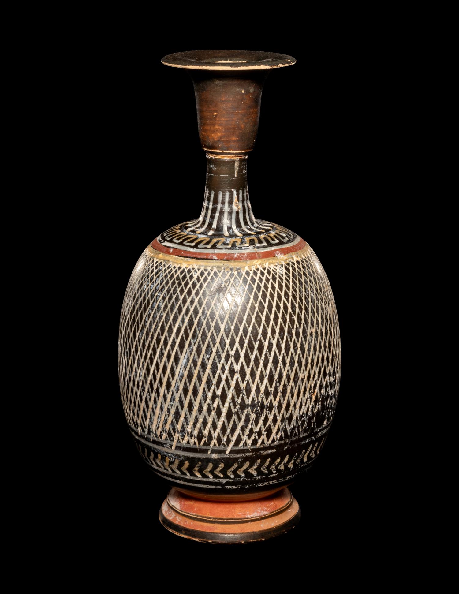 An Apulian Gnathian-Ware Lattice Pattern Lekythos