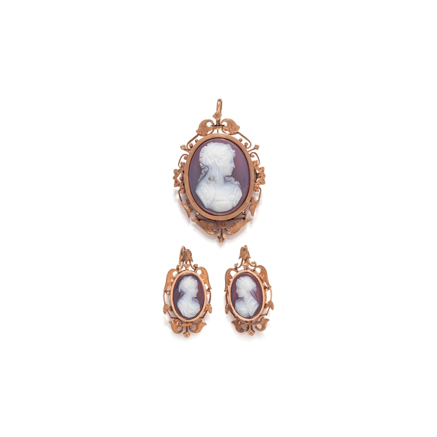 VICTORIAN, ROSE GOLD AND AGATE CAMEO DEMI-PARURE