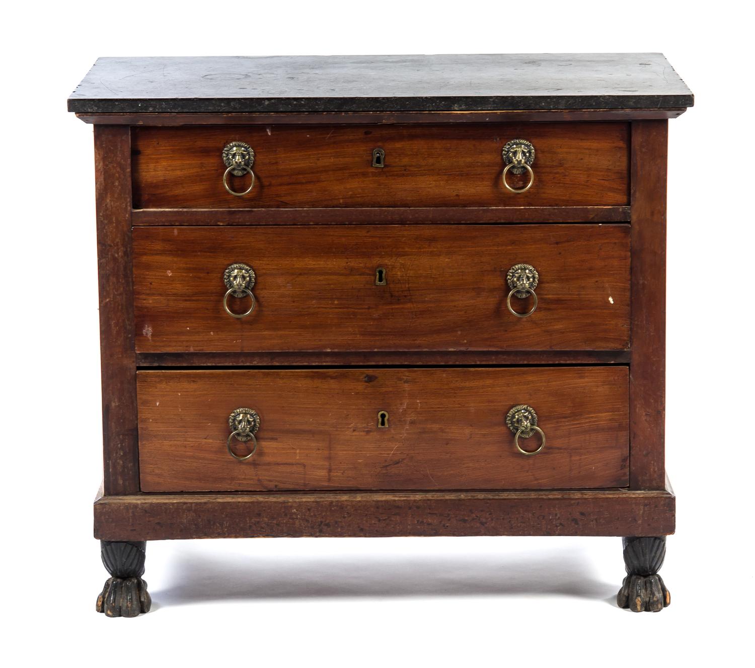A Regency Mahogany Chest of Drawers Height 34 1/2 x width 39 1/4 x depth 21 1/4 inches. — 19TH CENTURY