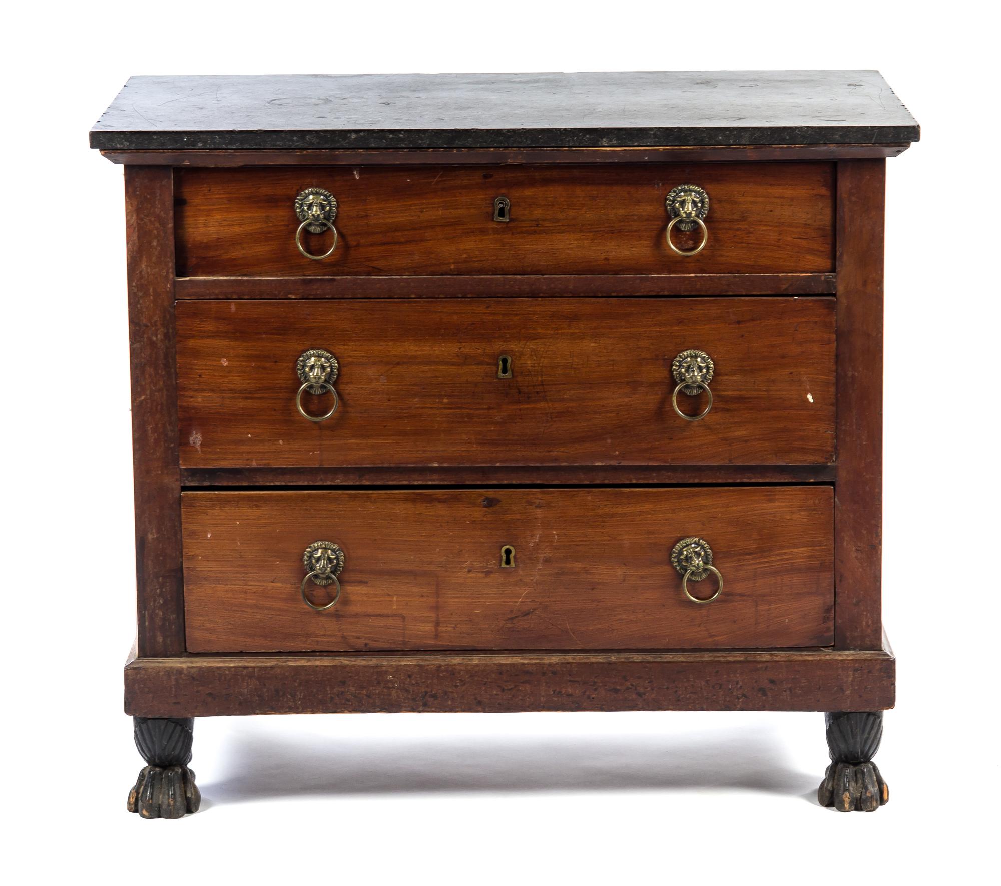 A Regency Mahogany Chest of Drawers Height 34 1/2 x width 39 1/4 x depth 21 1/4 inches. — 19TH CENTURY