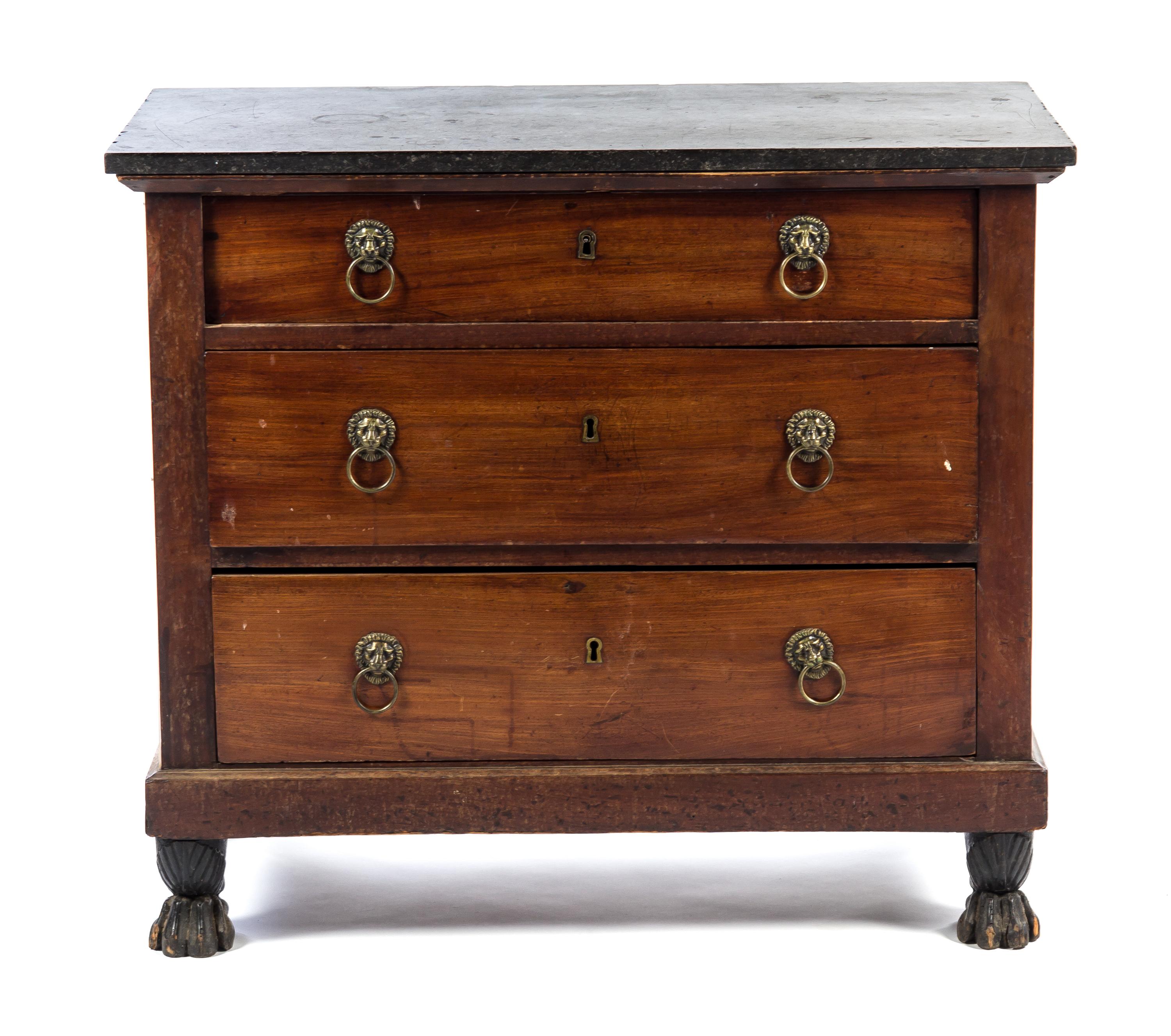 A Regency Mahogany Chest of Drawers Height 34 1/2 x width 39 1/4 x depth 21 1/4 inches. — 19TH CENTURY