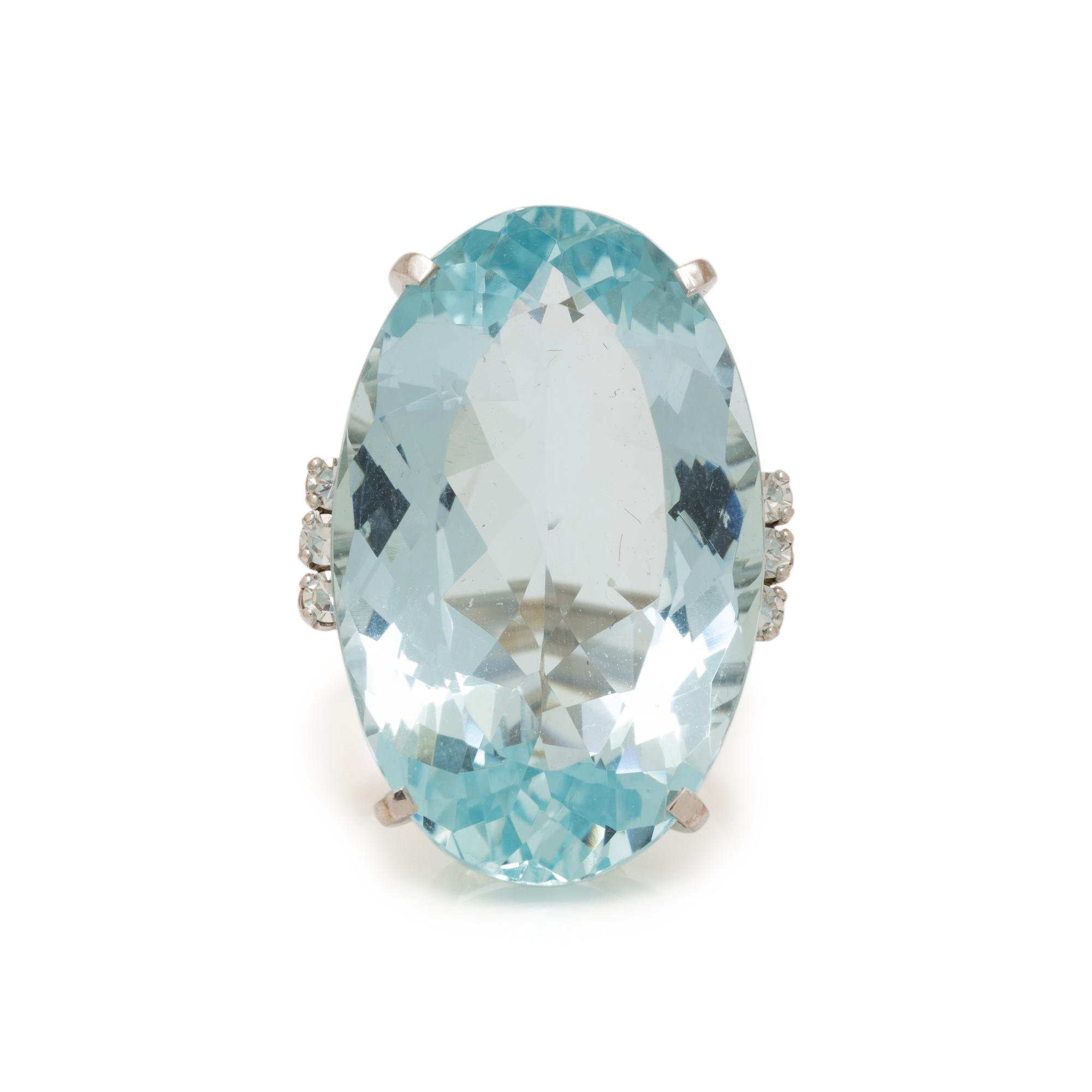 AQUAMARINE AND DIAMOND RING
