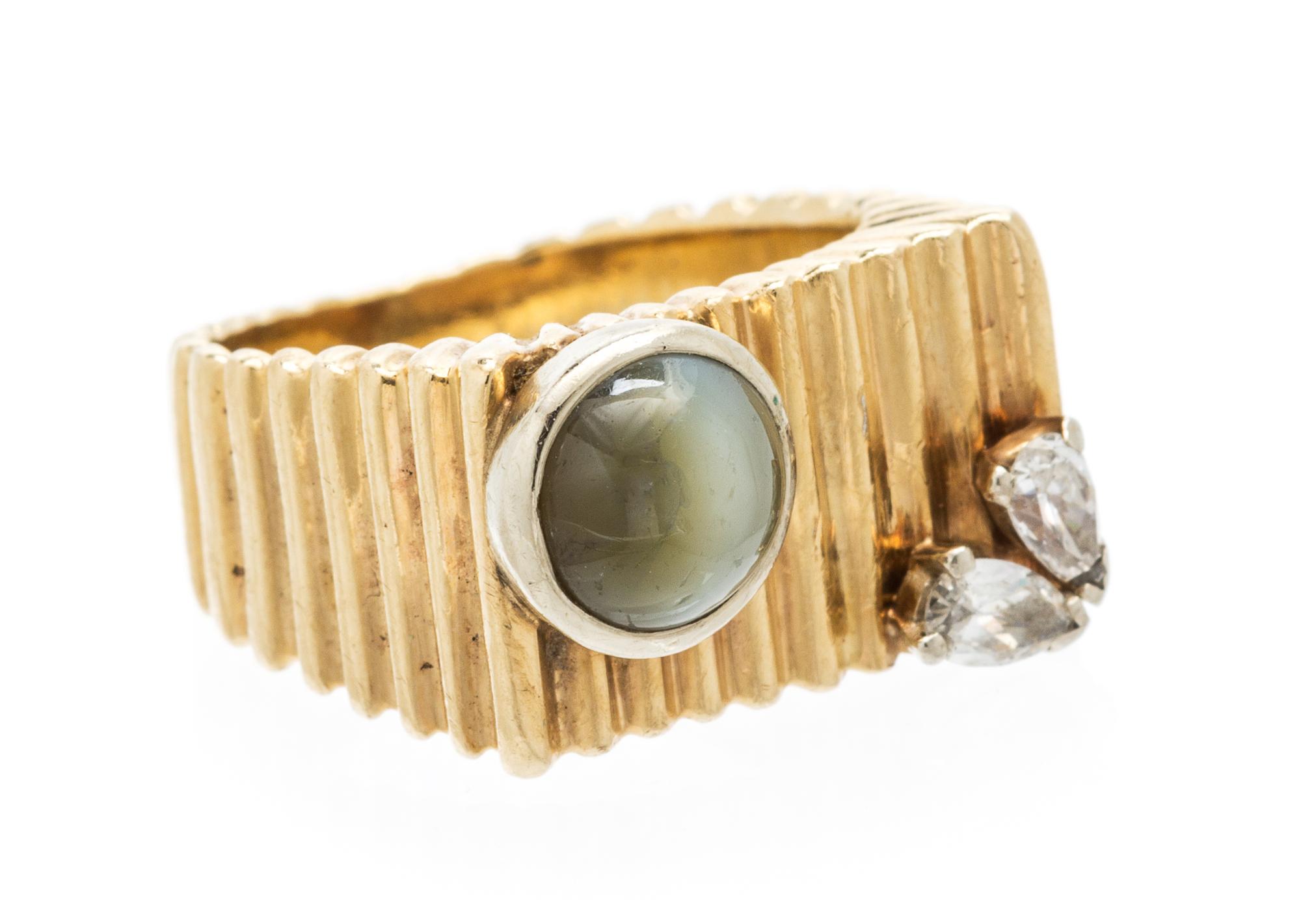 A Yellow Gold, Chrysoberyl Cat's Eye and Diamond Ring, 6.50 dwts.