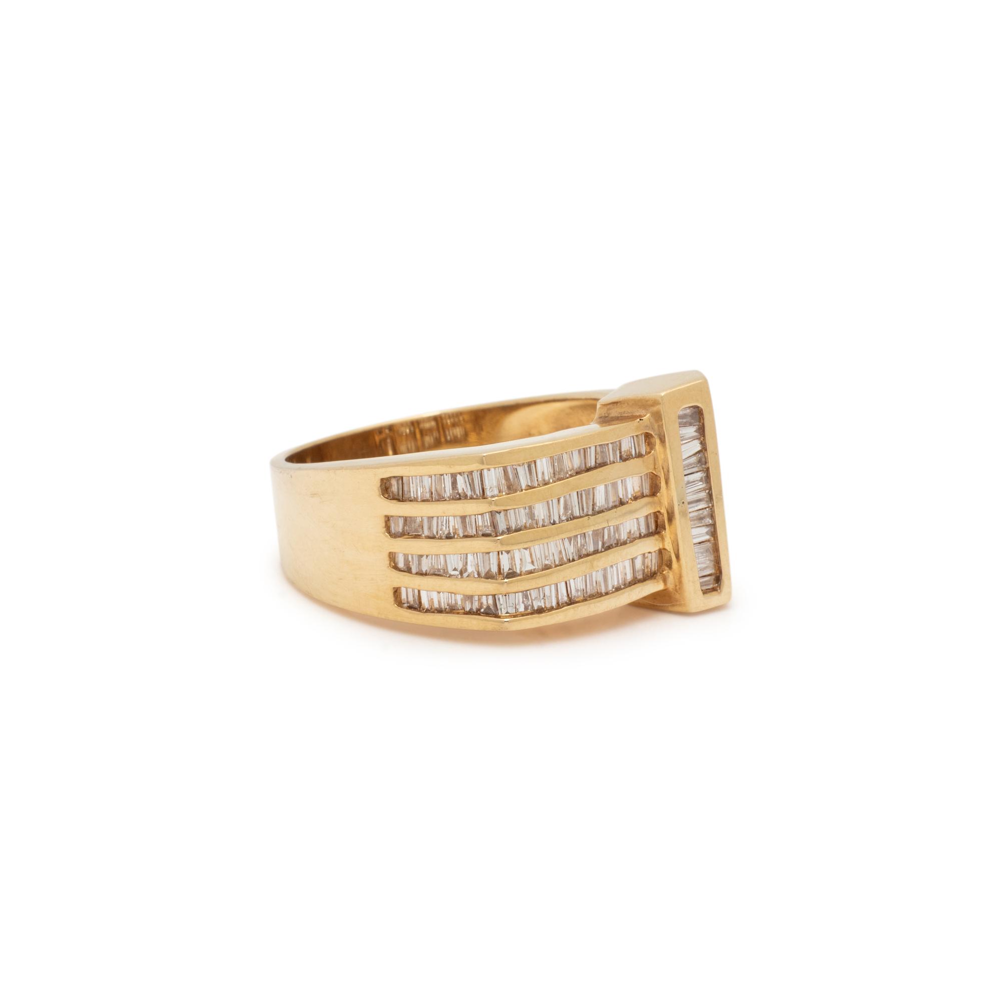YELLOW GOLD AND DIAMOND RING