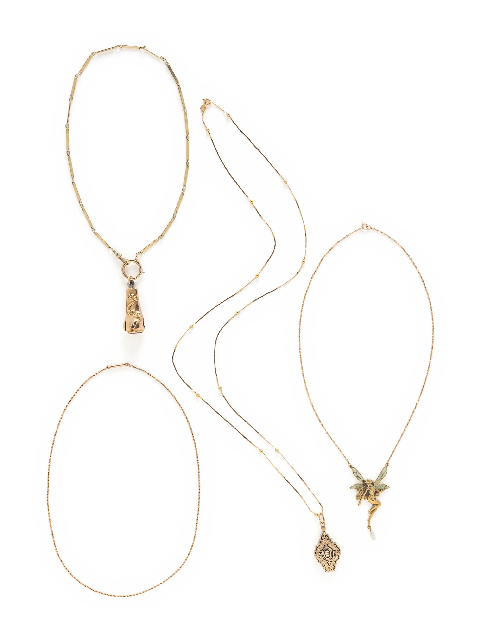 COLLECTION OF YELLOW GOLD NECKLACES