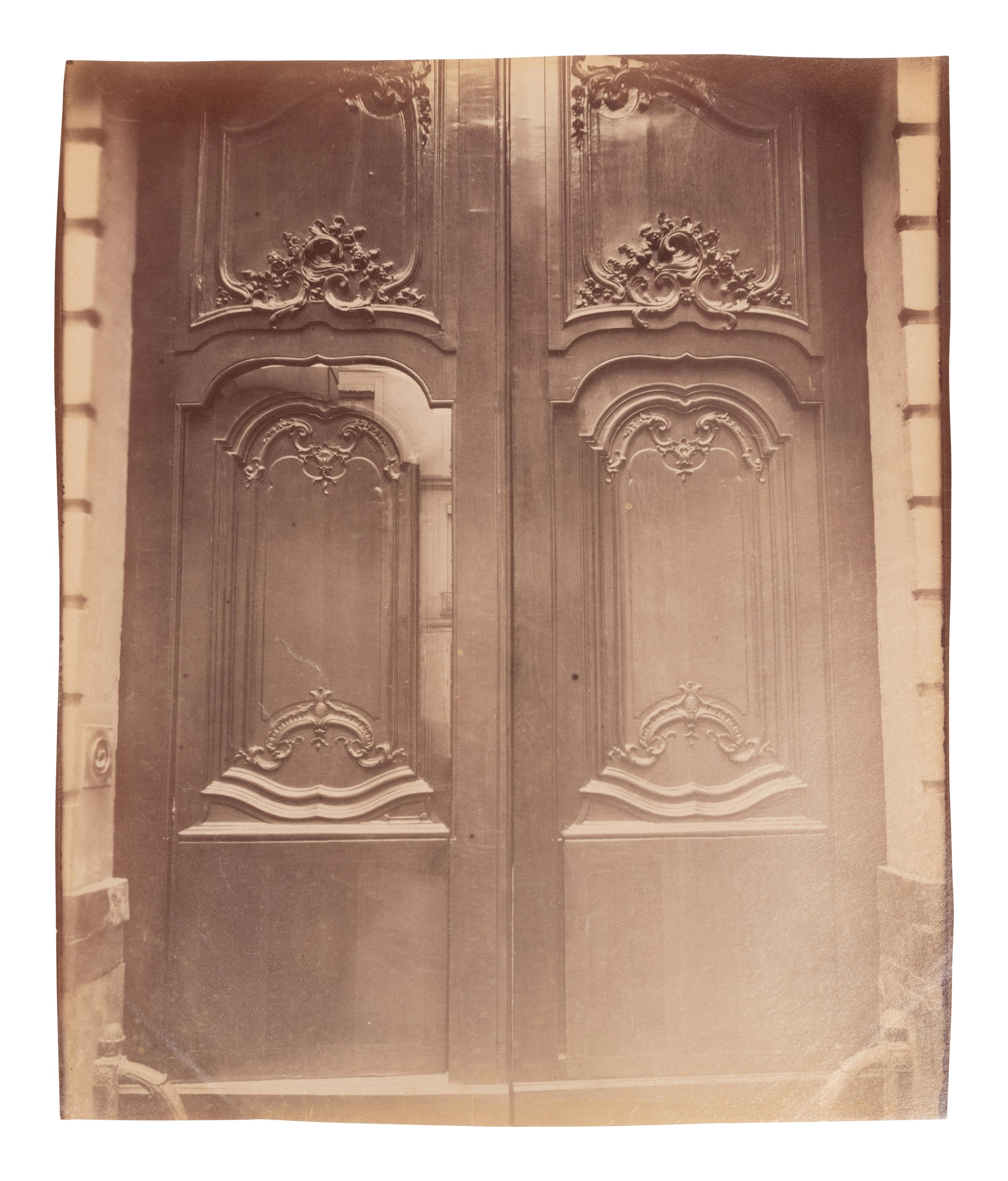 A group of three photographs ( Hôtel de la Comtess de Verrue, rue du Regard , 1899; Hôtel de Gouffier, rue de Varenne 56 , 1899-1900; Hôtel d'Argouges, rue Seguier 16 , 1900)