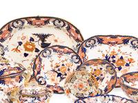 An Assembled Derby King's Pattern Porcelain Dinner Service