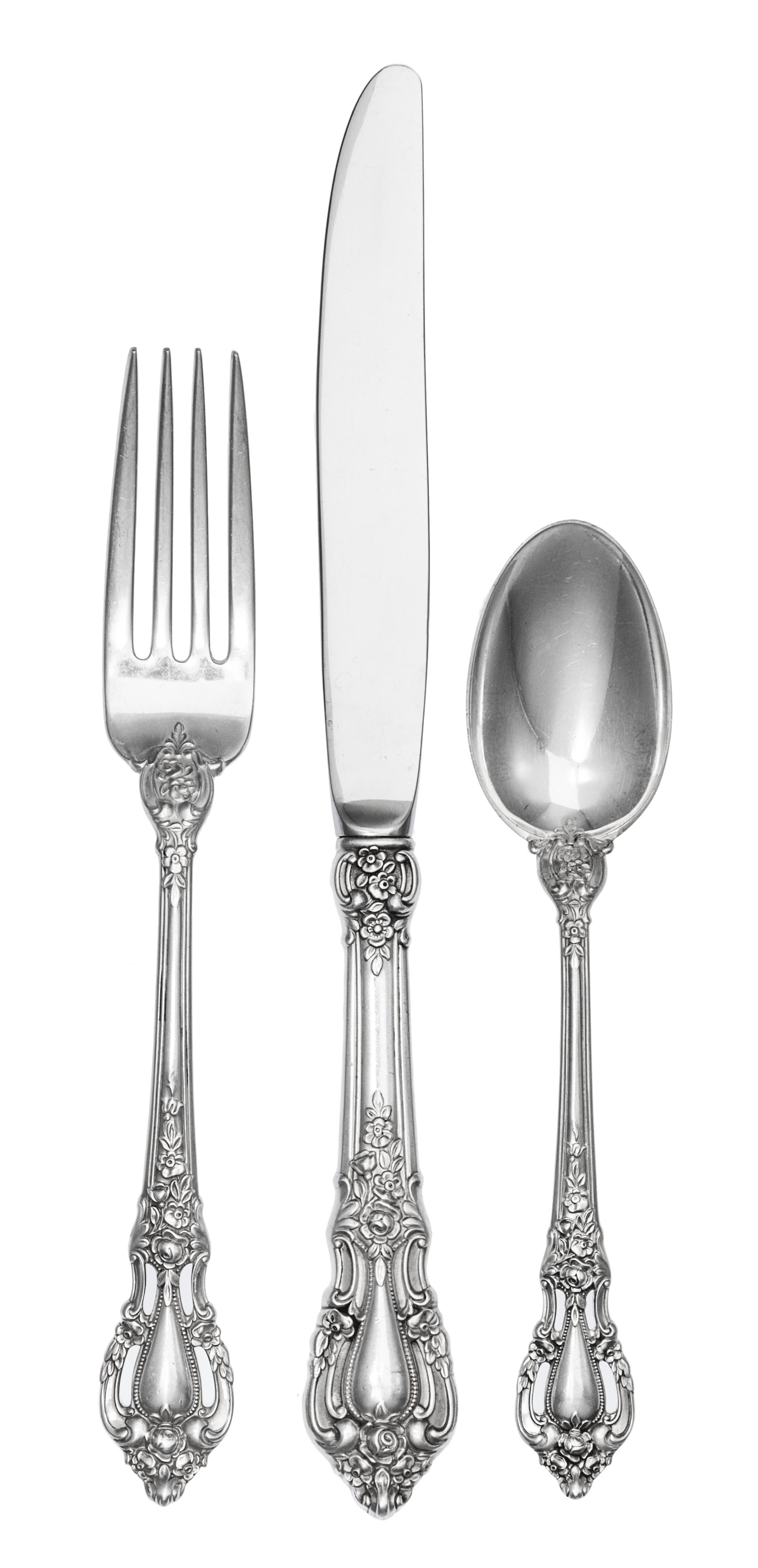 An American Silver Flatware Service, Lunt Silversmiths, Greenfield, MA, 20th Century, Eloquence pattern, comprising: 12 dinner knives 1