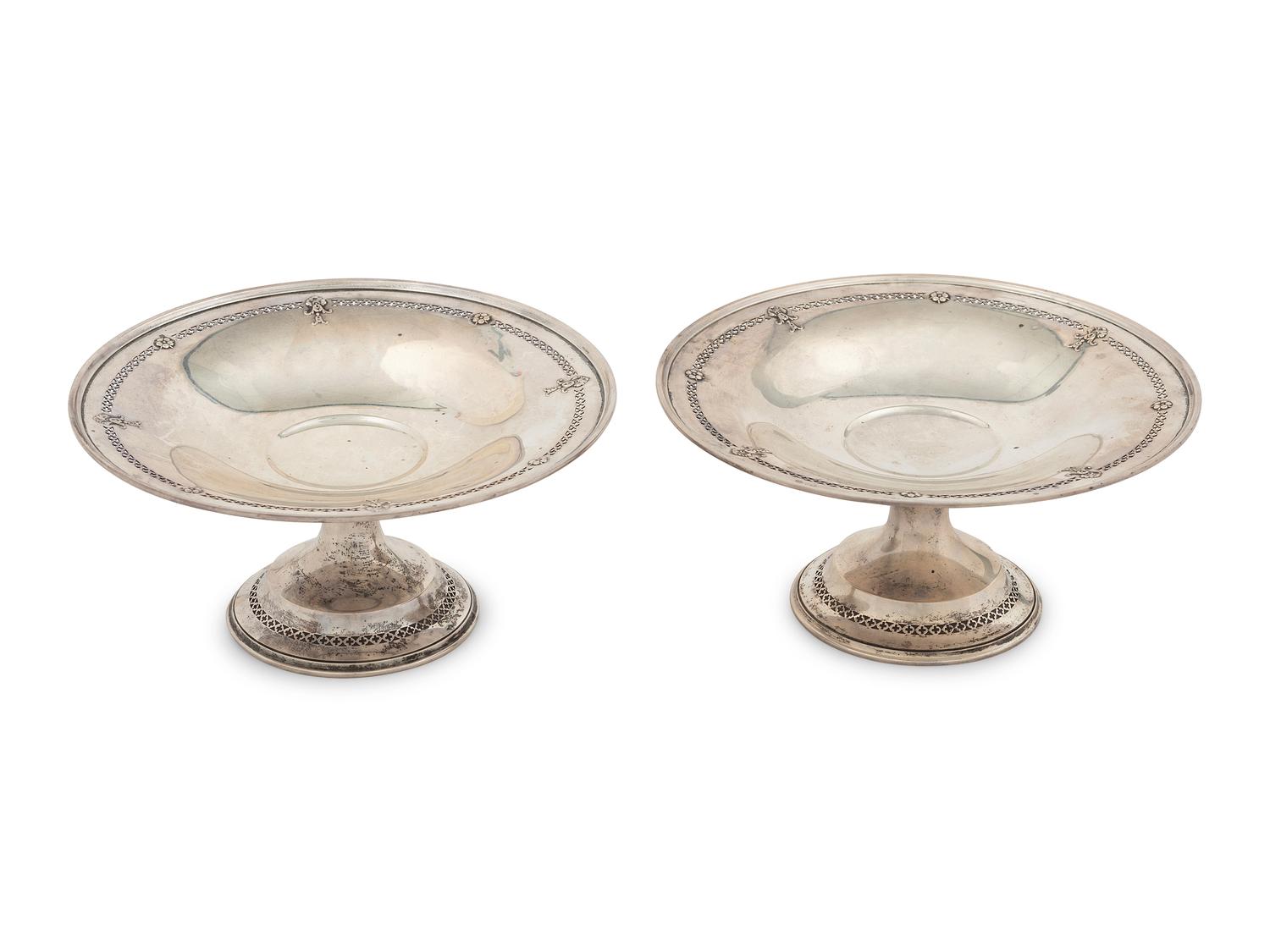 A Pair of Silver Mint Dishes and Tazze