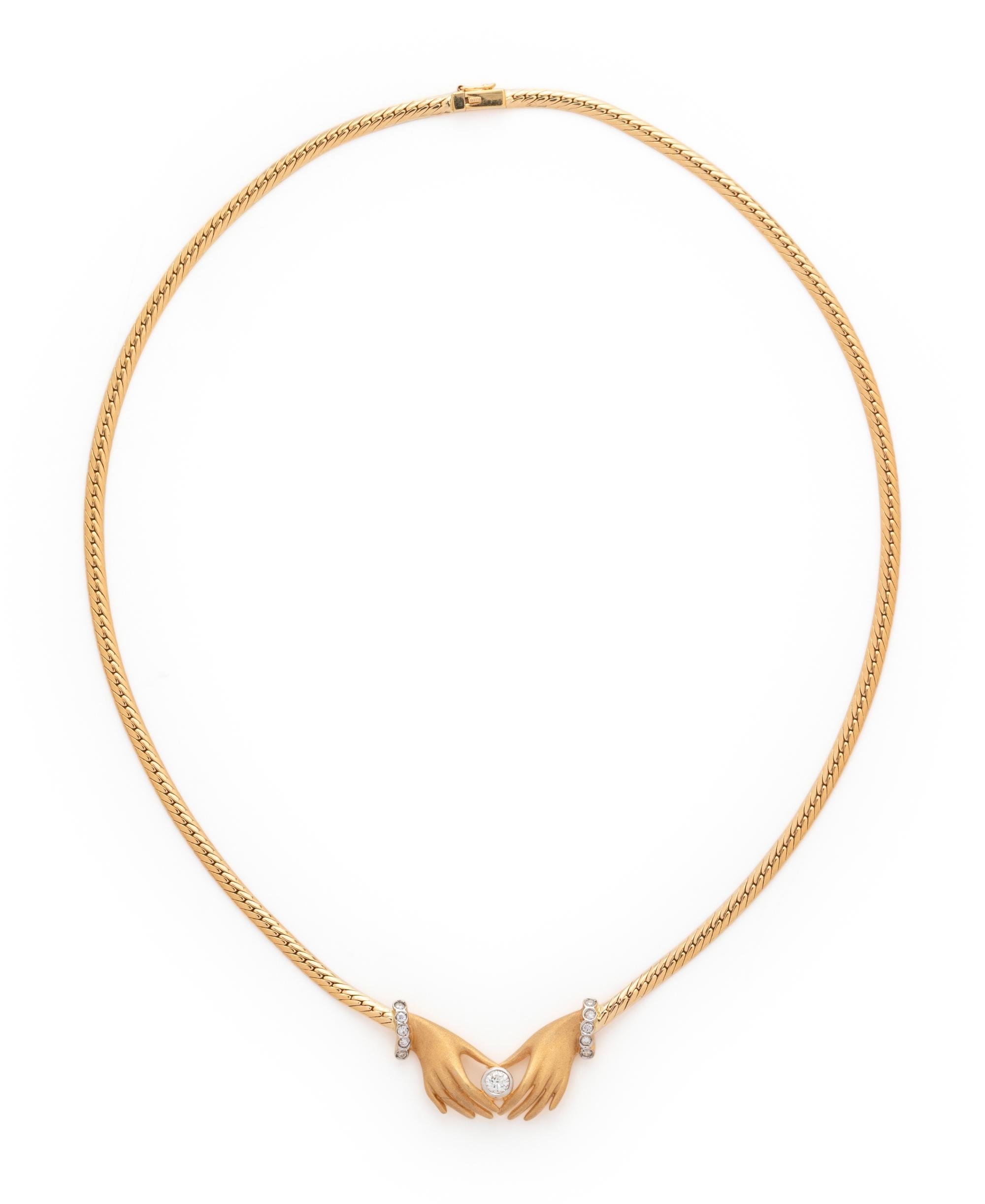 YELLOW GOLD AND DIAMOND NECKLACE