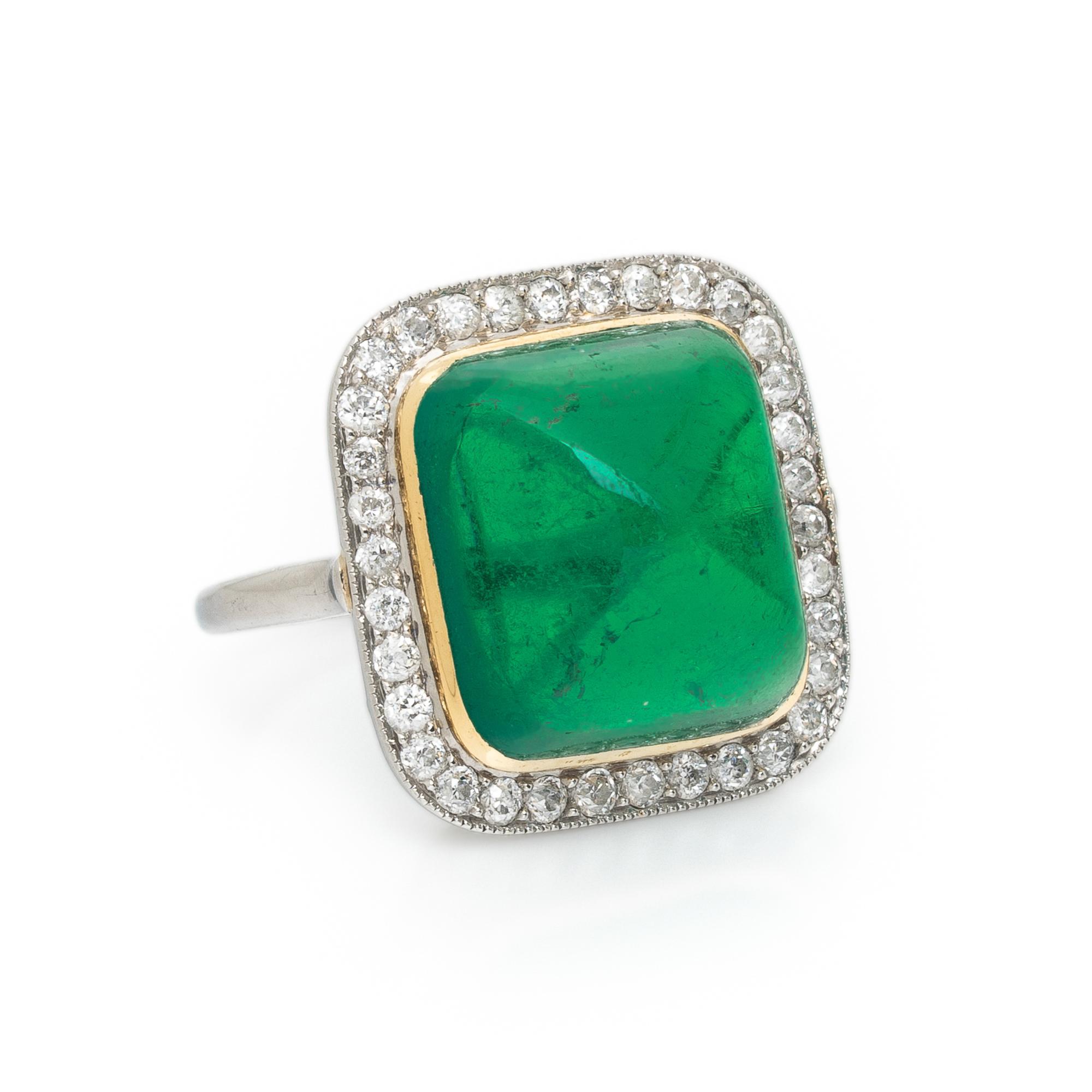 COLOMBIAN EMERALD AND DIAMOND RING