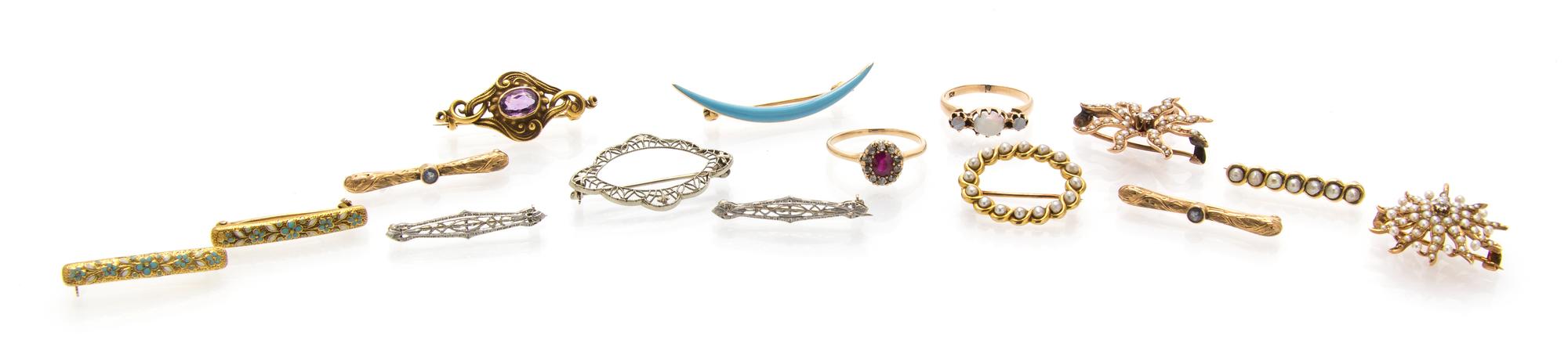 A Collection of Yellow and White Gold, Victorian and Edwardian Jewelry, 14.70 dwts.