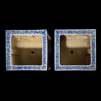 A Pair of Chinese Blue and White Rectangular Porcelain Planters, 19th Century 清晚期 青花花盆一對