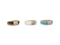 SET OF DIAMOND AND HARDSTONE RINGS