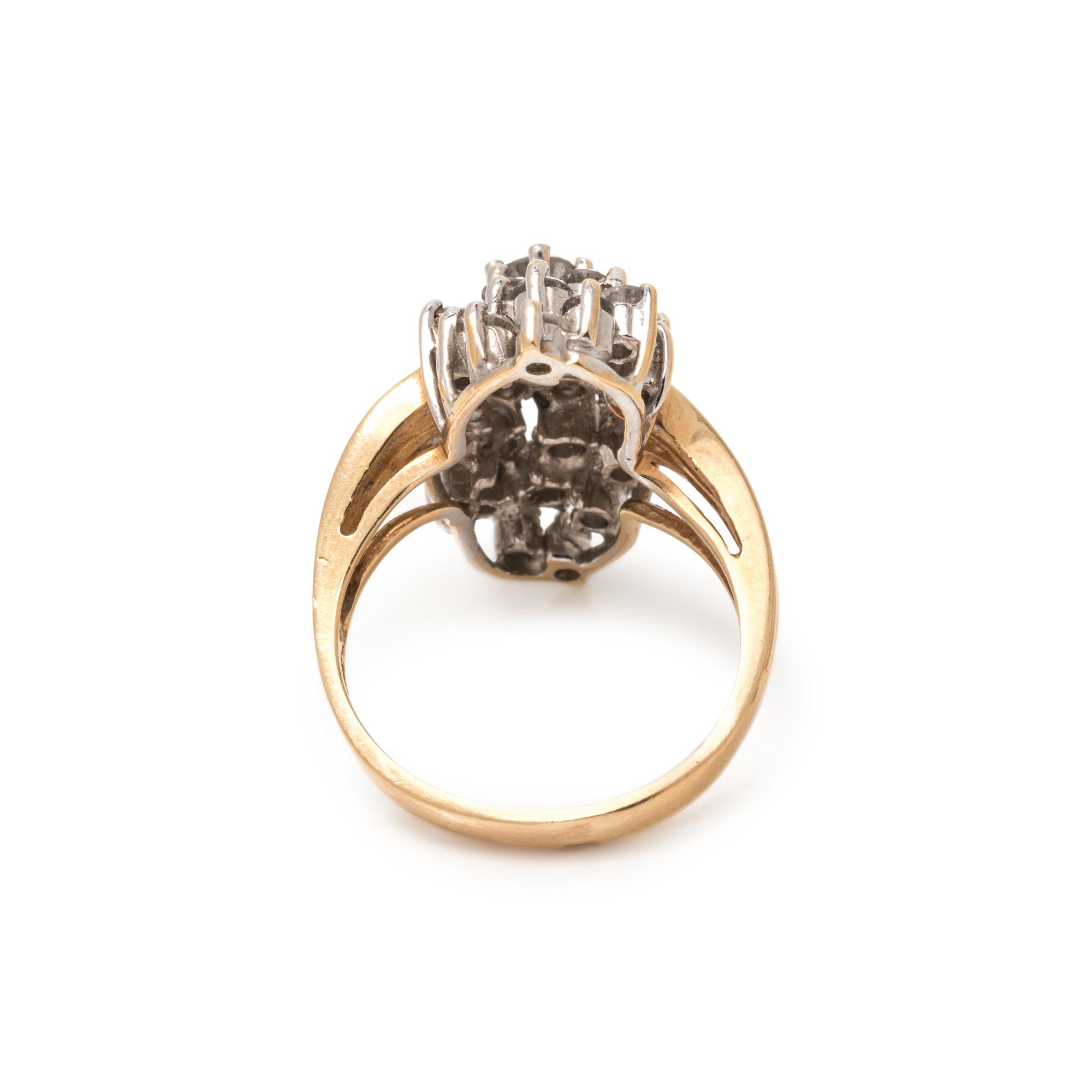 DIAMOND CLUSTER RING